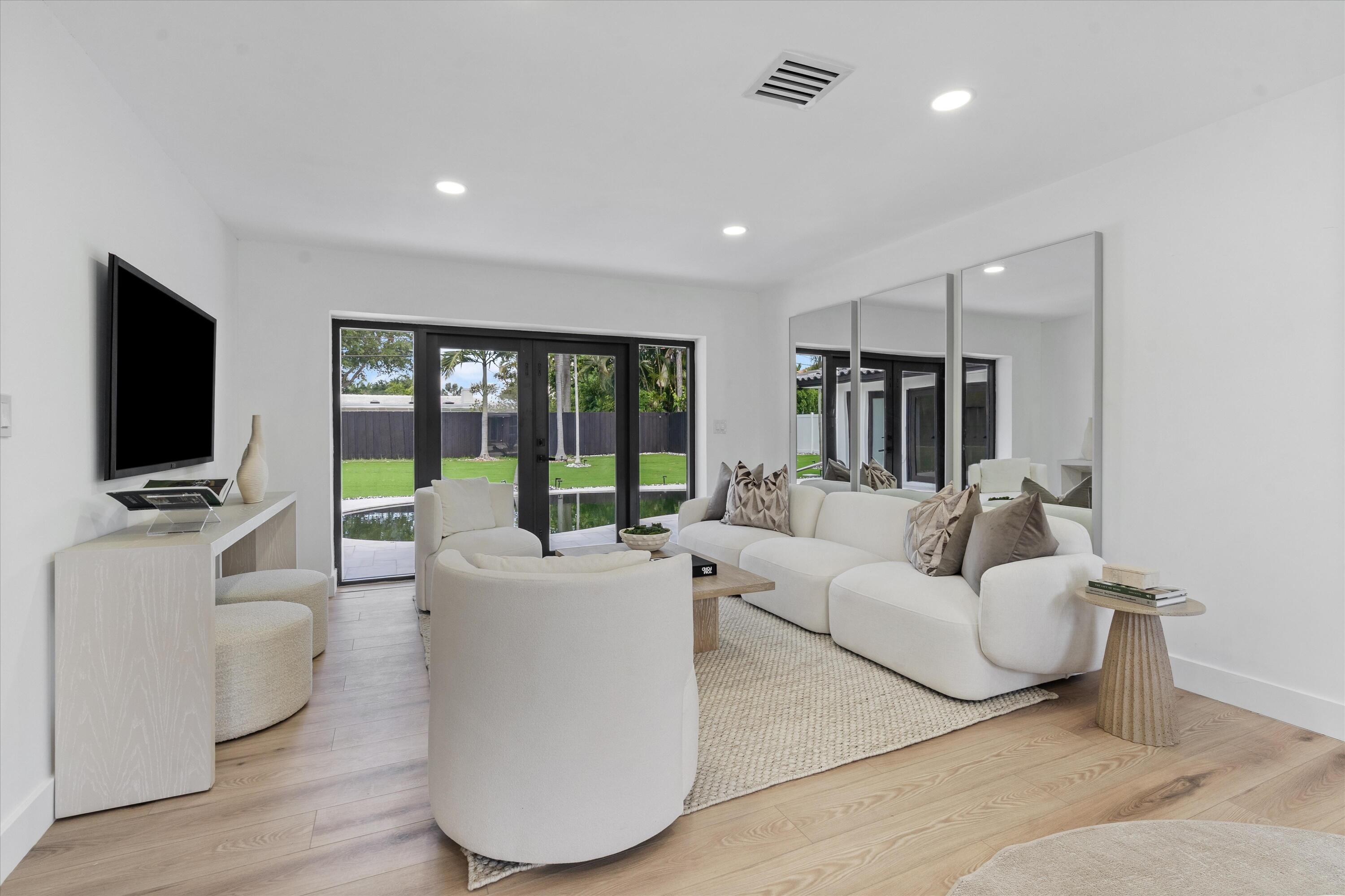 4721 Bayview Fort Lauderdale, FL 33308