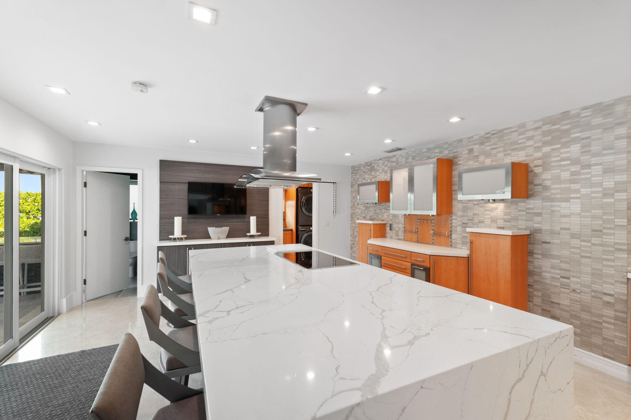 3321 NE 59th Fort Lauderdale, FL 33308