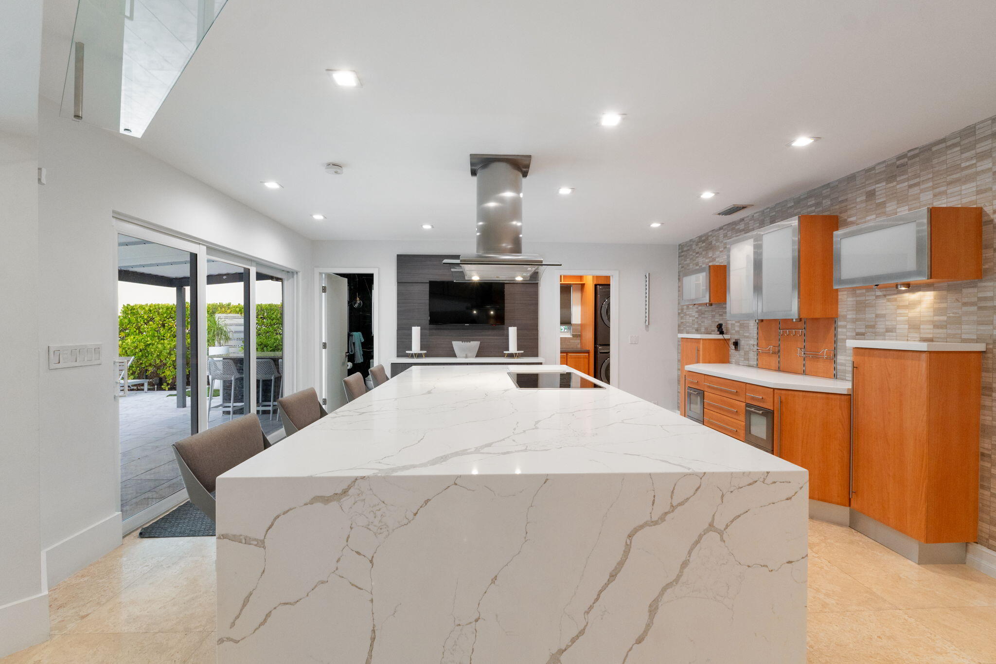 3321 NE 59th Fort Lauderdale, FL 33308