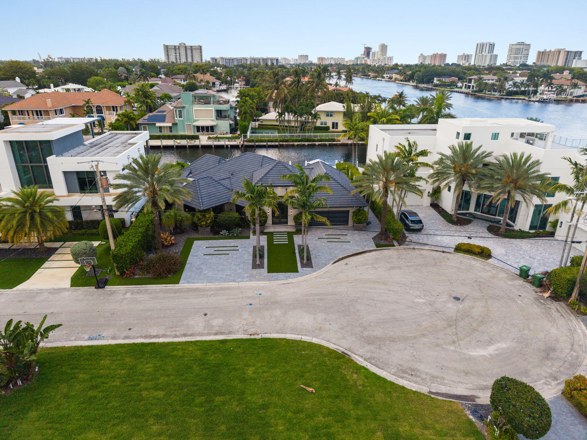 3321 NE 59th Fort Lauderdale, FL 33308