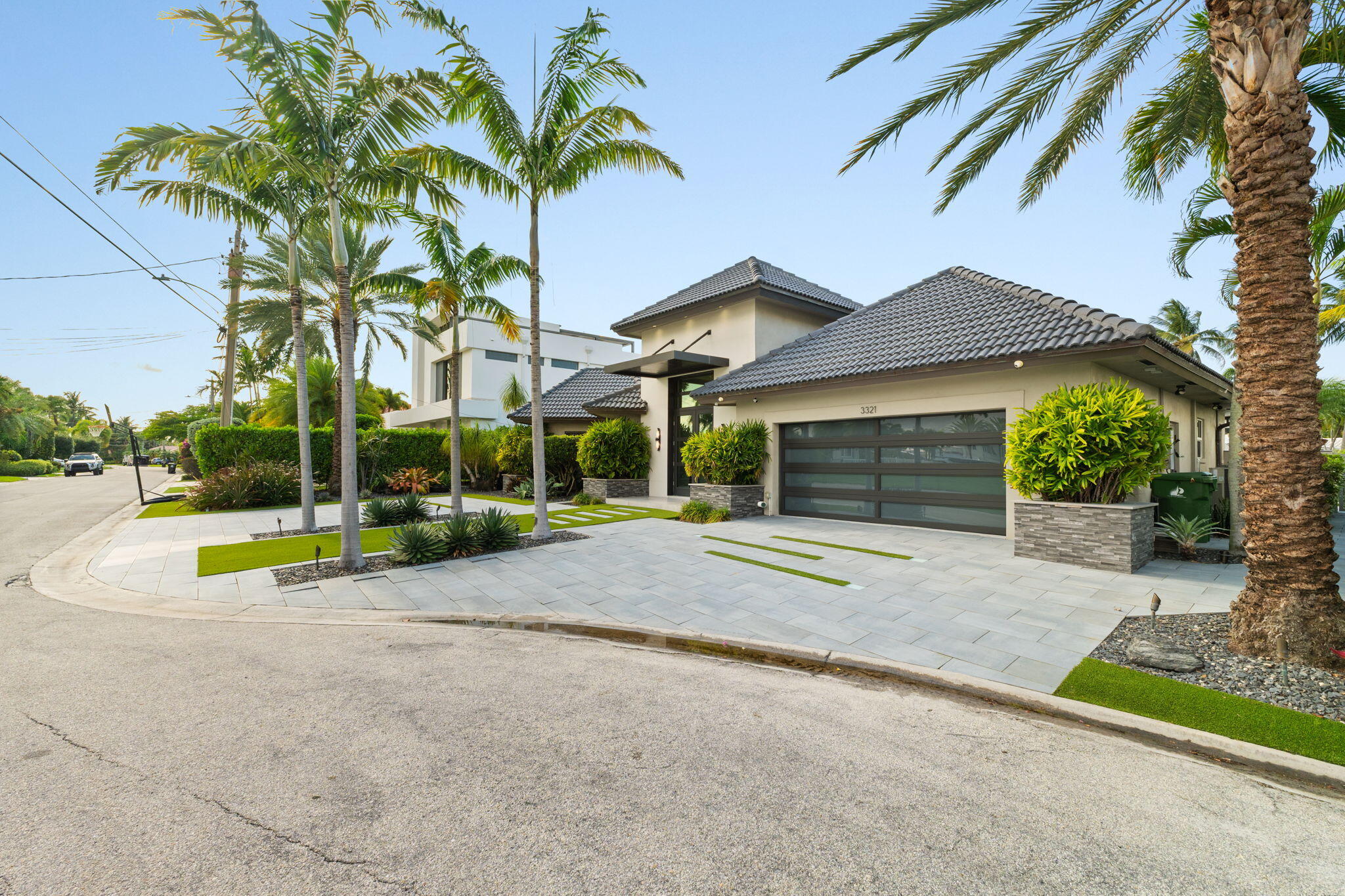 3321 NE 59th Fort Lauderdale, FL 33308