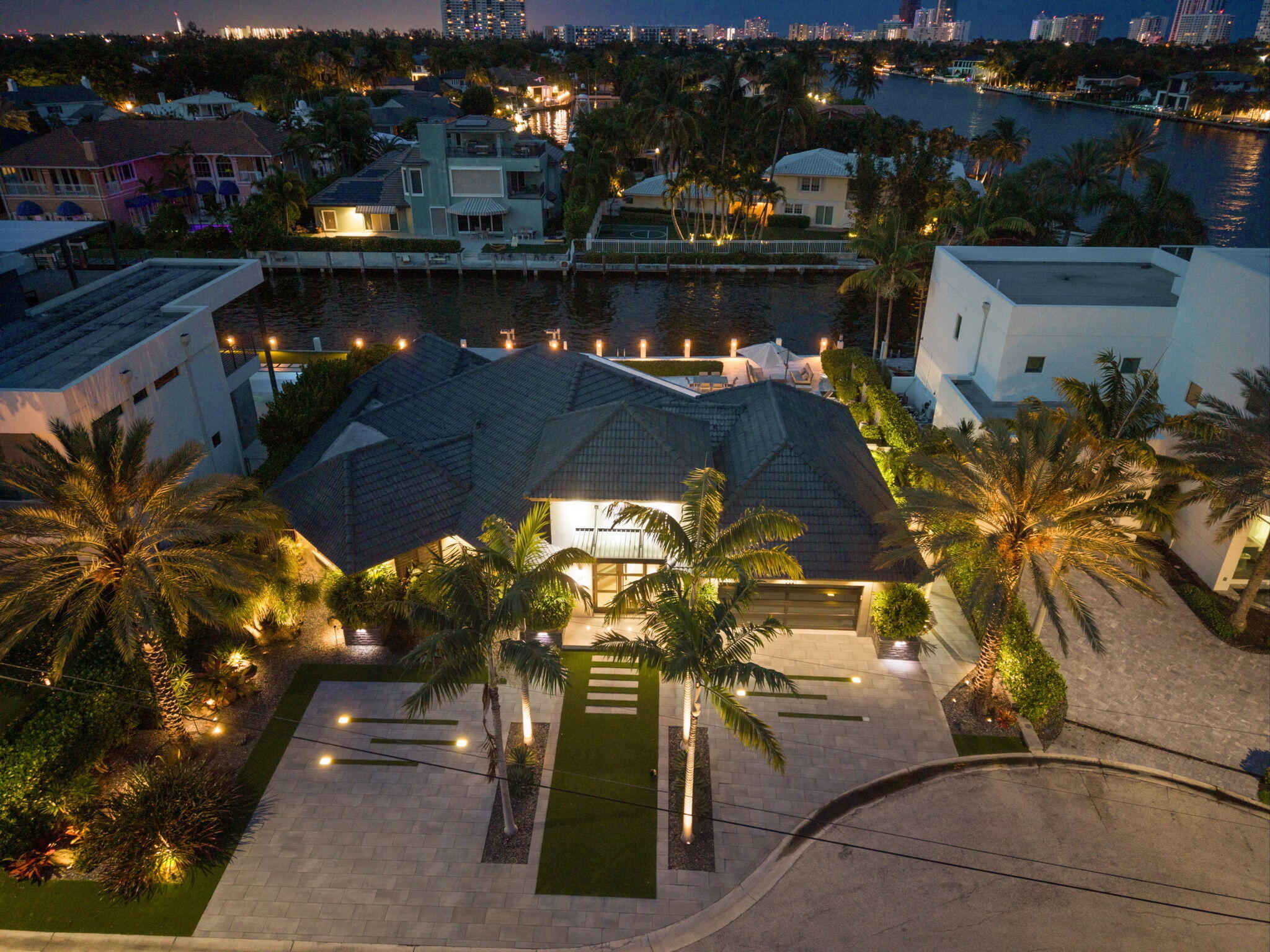 3321 NE 59th Fort Lauderdale, FL 33308