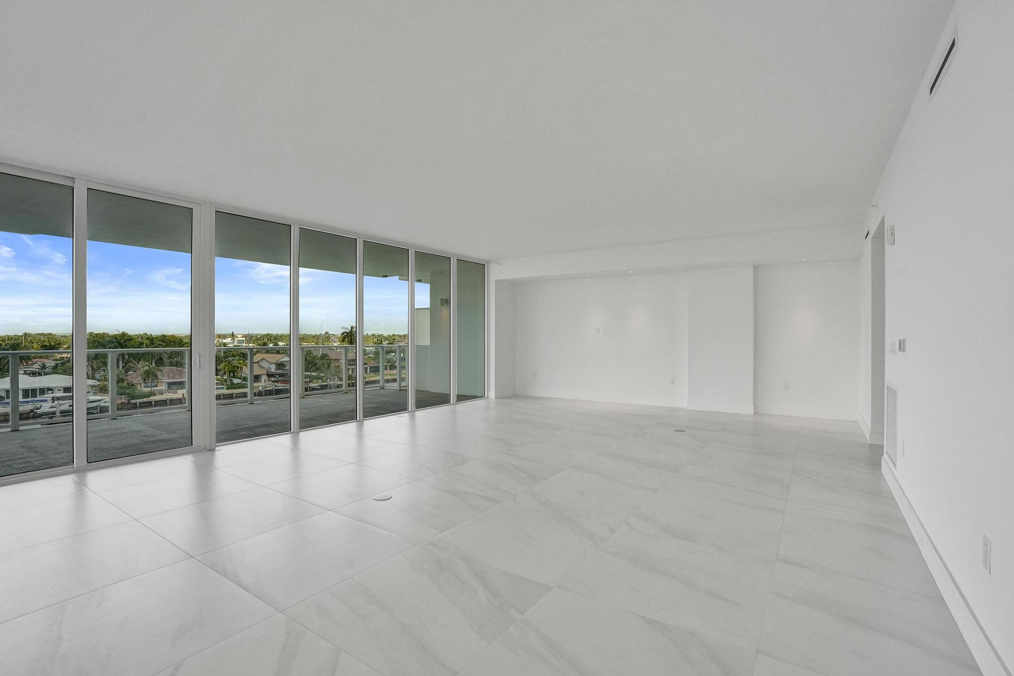 407 N Riverside #401 Pompano Beach, FL 33062