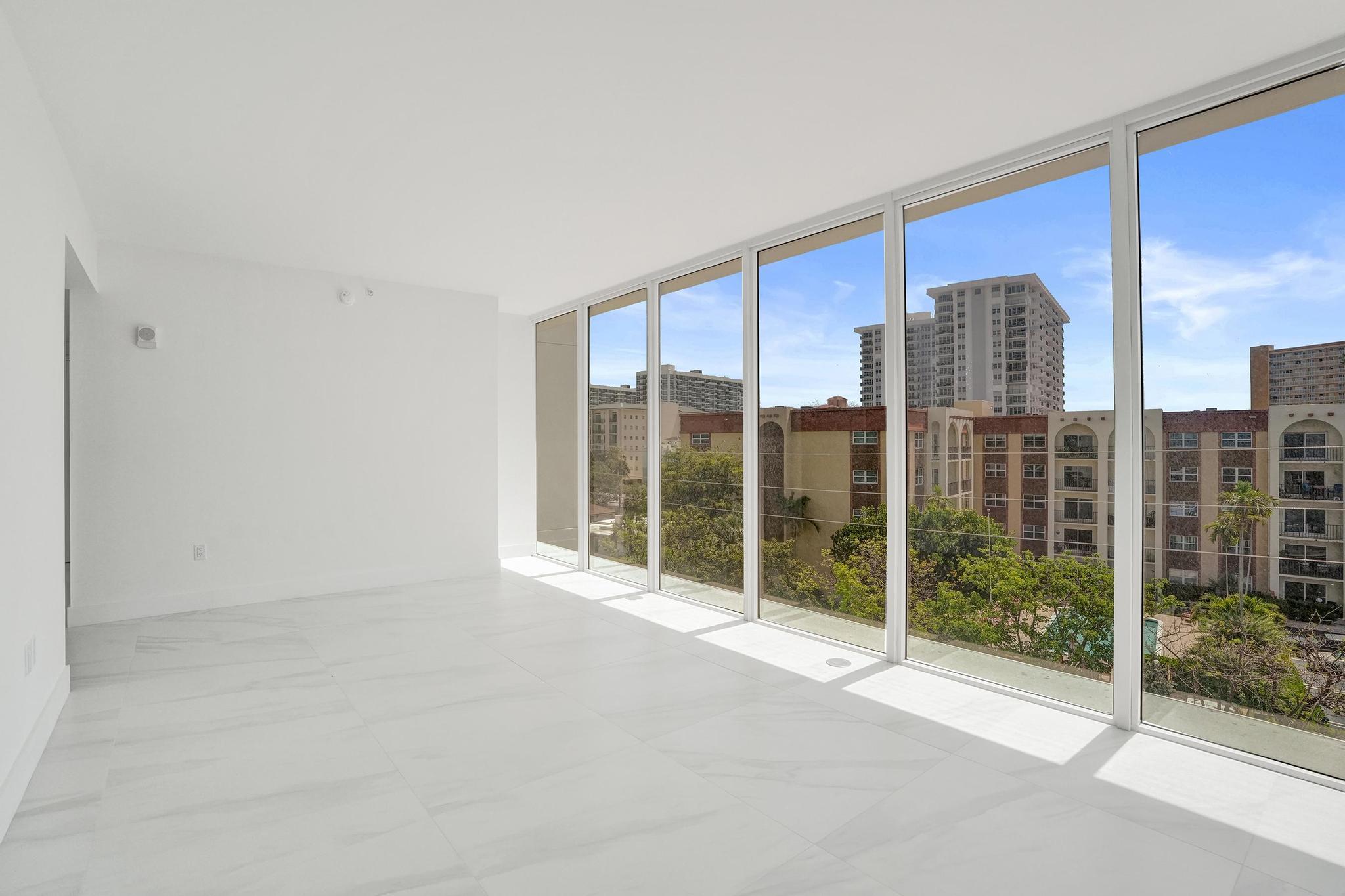 407 N Riverside #401 Pompano Beach, FL 33062