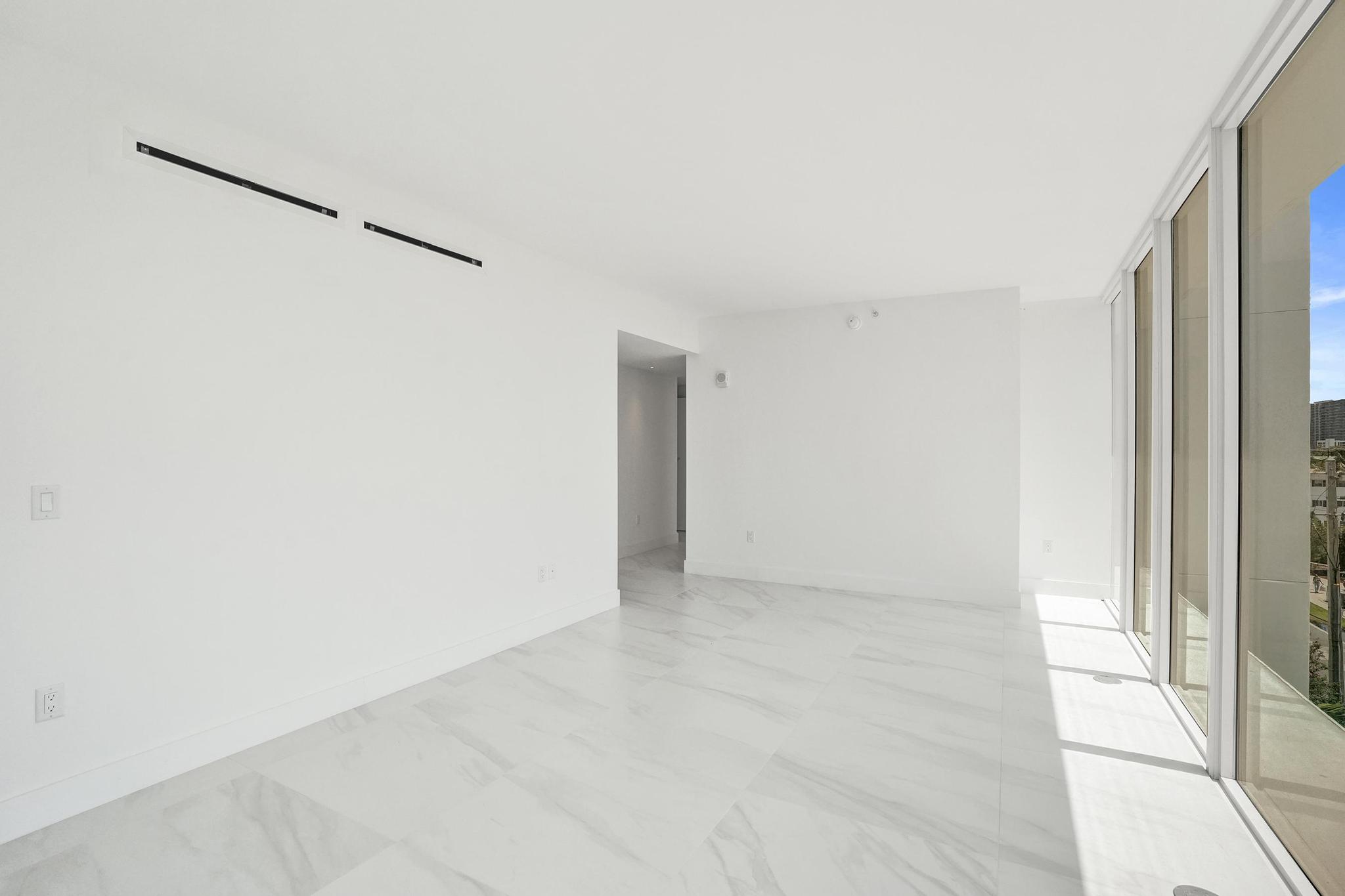 407 N Riverside #401 Pompano Beach, FL 33062