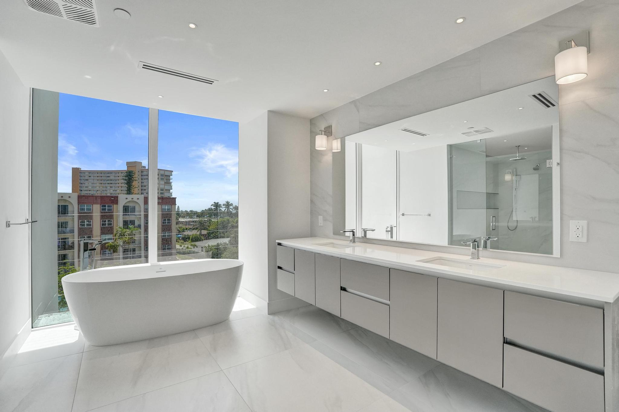 407 N Riverside #401 Pompano Beach, FL 33062