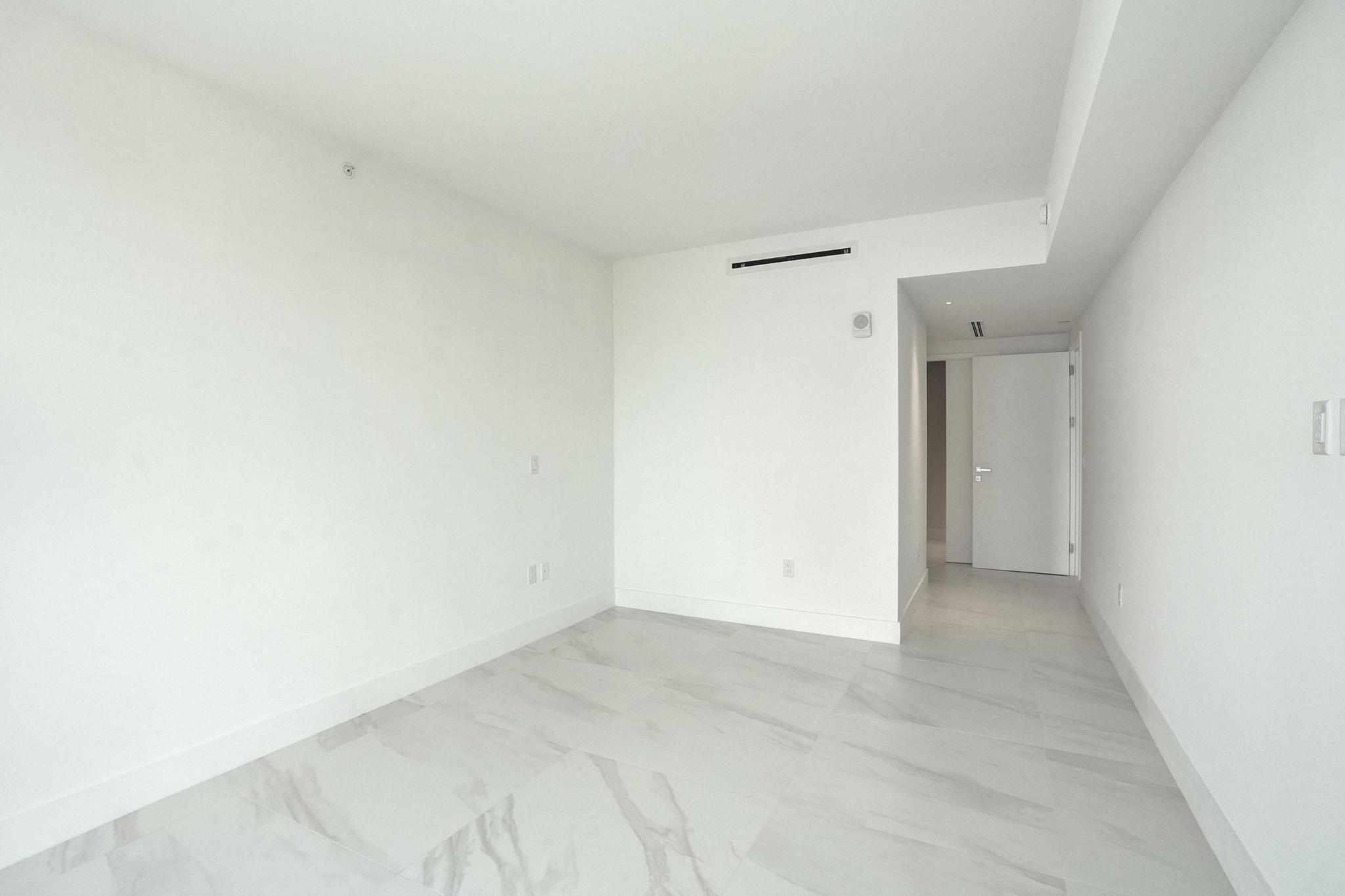 407 N Riverside #401 Pompano Beach, FL 33062