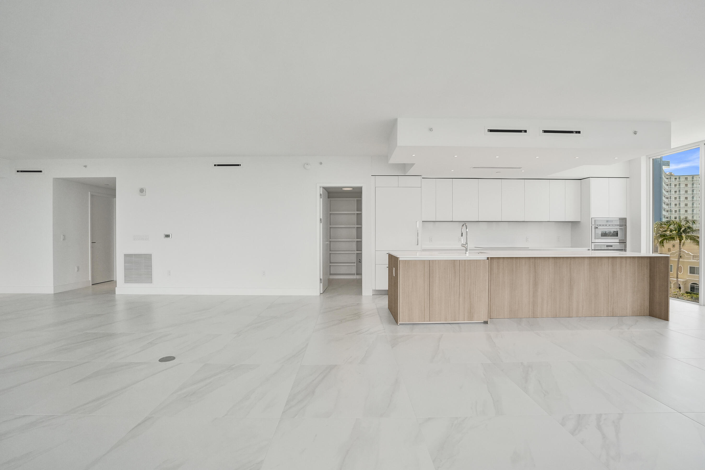 407 N Riverside #401 Pompano Beach, FL 33062