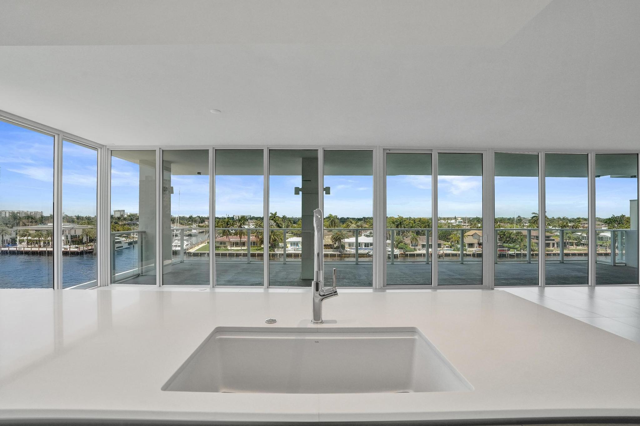 407 N Riverside #401 Pompano Beach, FL 33062