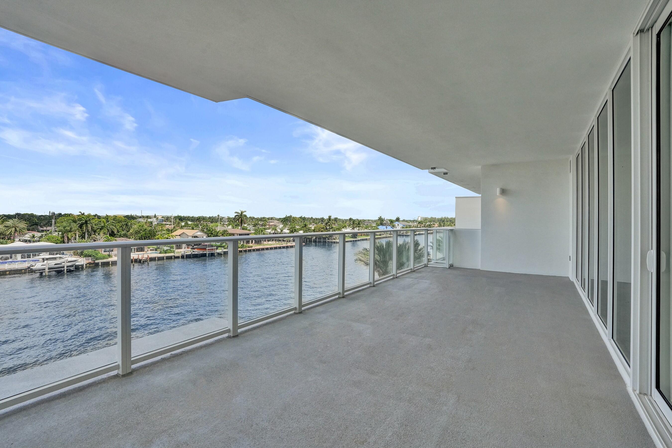 407 N Riverside #401 Pompano Beach, FL 33062