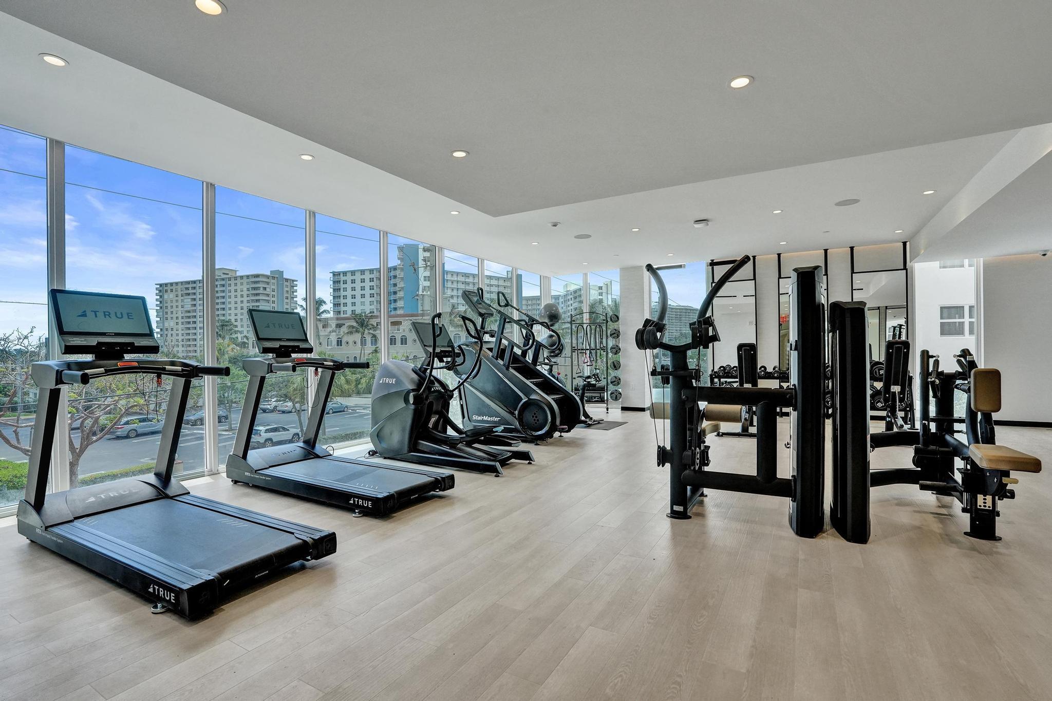 407 N Riverside #401 Pompano Beach, FL 33062