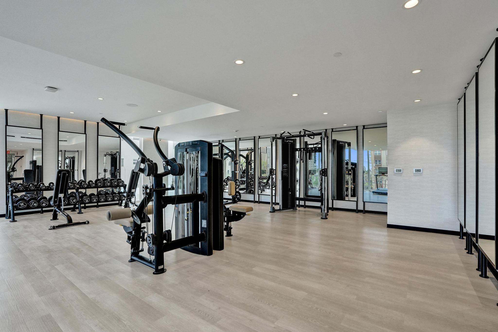 407 N Riverside #401 Pompano Beach, FL 33062