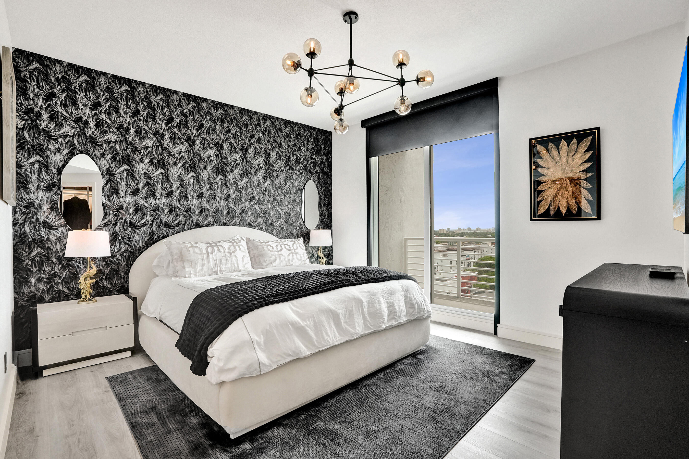 315 NE 3rd #1206 Fort Lauderdale, FL 33301