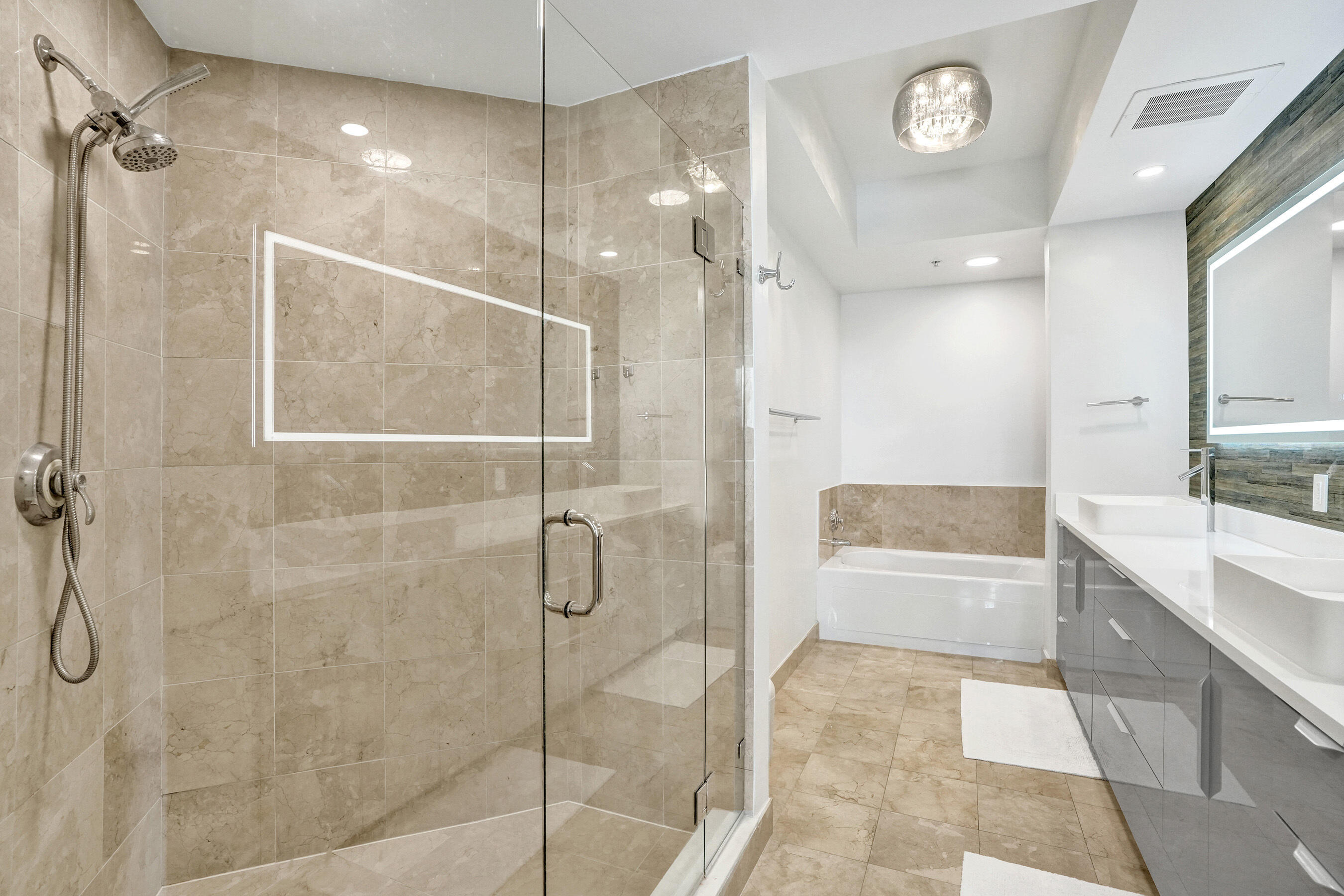 315 NE 3rd #1206 Fort Lauderdale, FL 33301