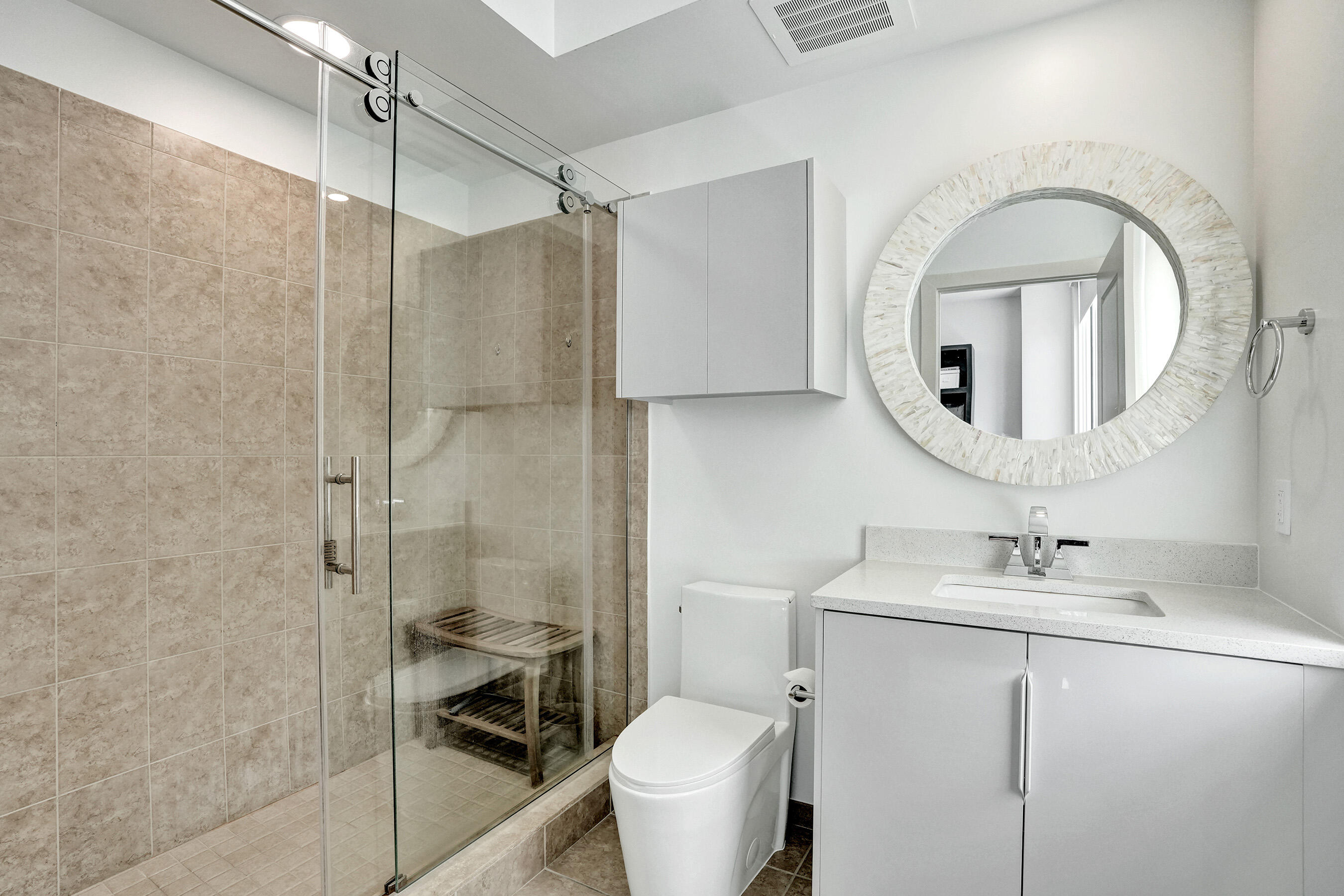 315 NE 3rd #1206 Fort Lauderdale, FL 33301