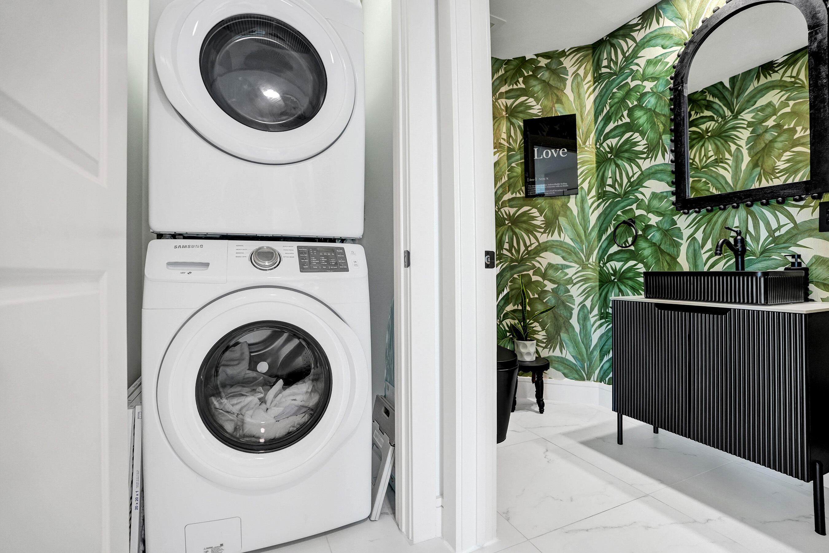 315 NE 3rd #1206 Fort Lauderdale, FL 33301