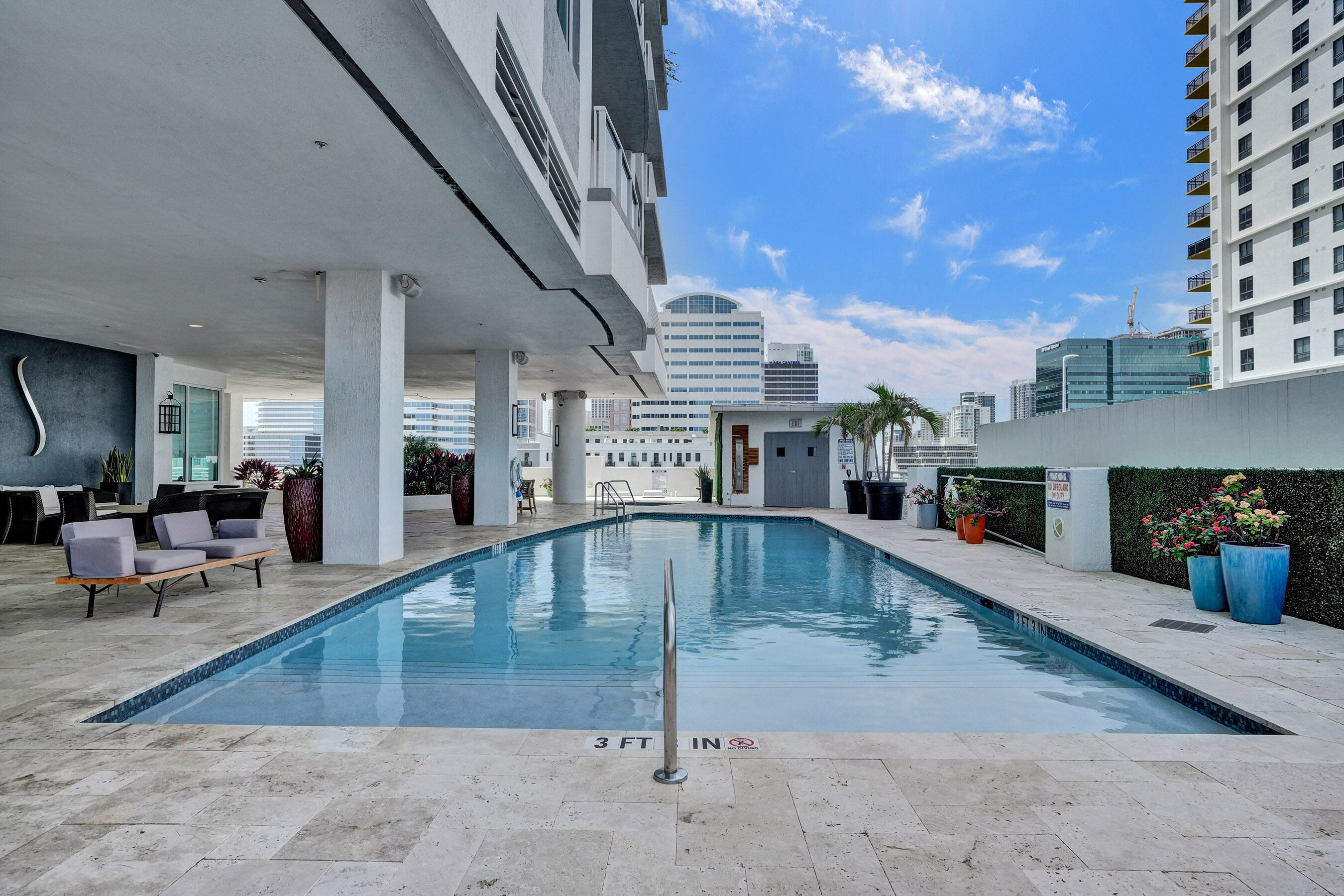 315 NE 3rd #1206 Fort Lauderdale, FL 33301
