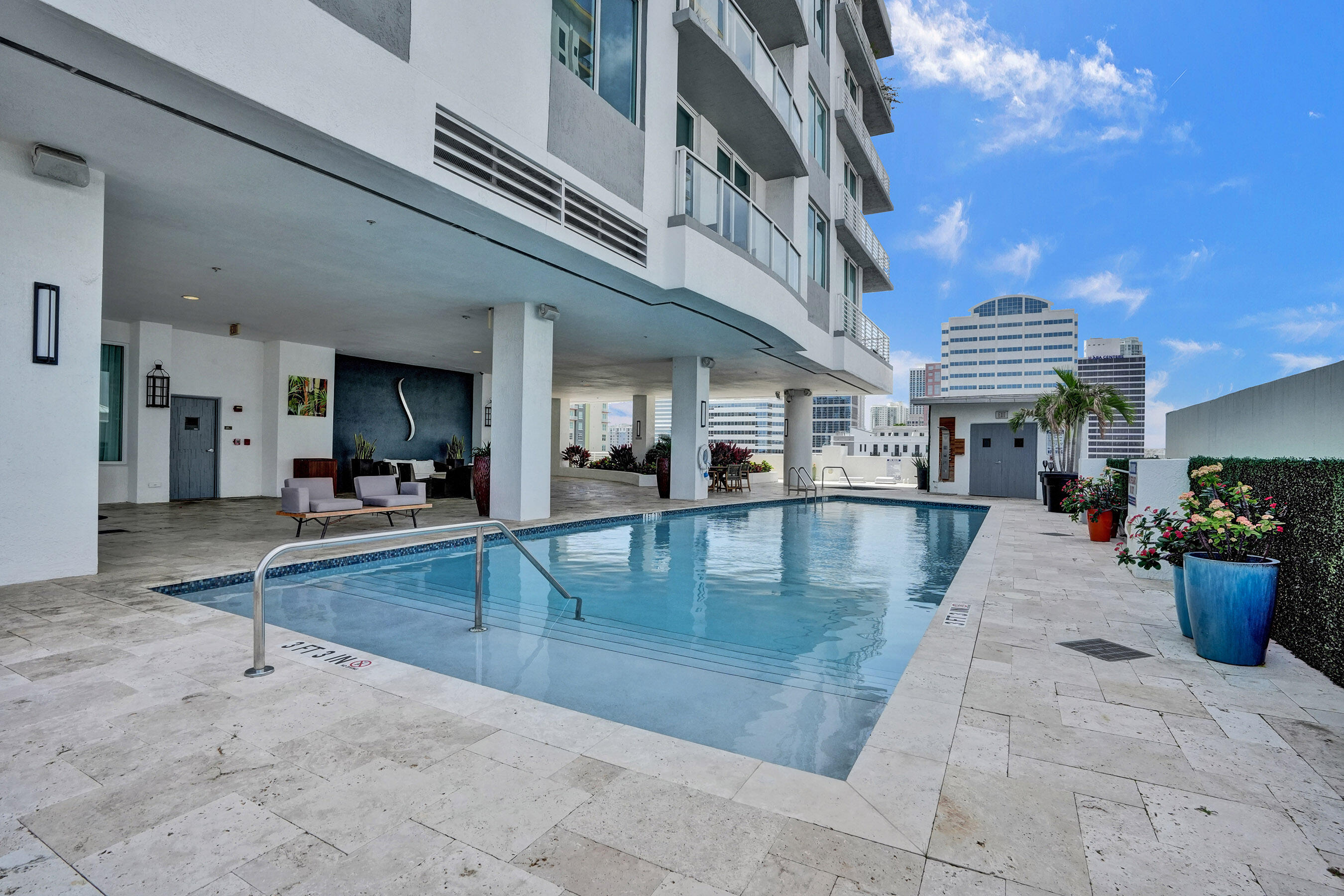 315 NE 3rd #1206 Fort Lauderdale, FL 33301