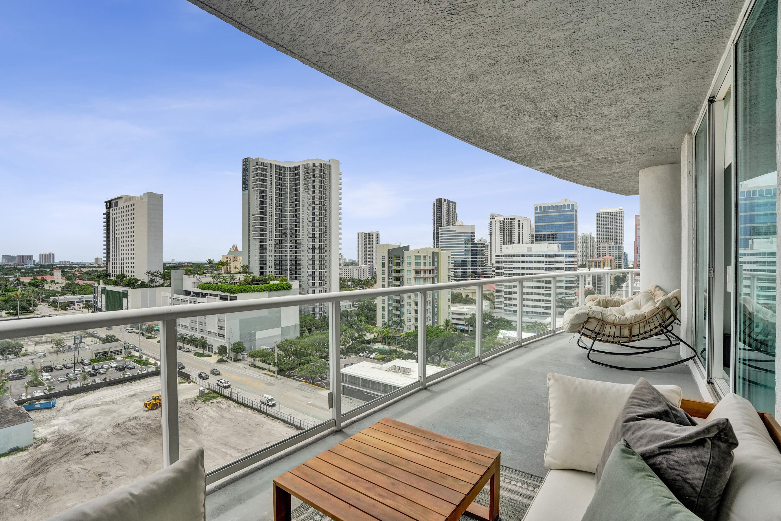 315 NE 3rd #1206 Fort Lauderdale, FL 33301
