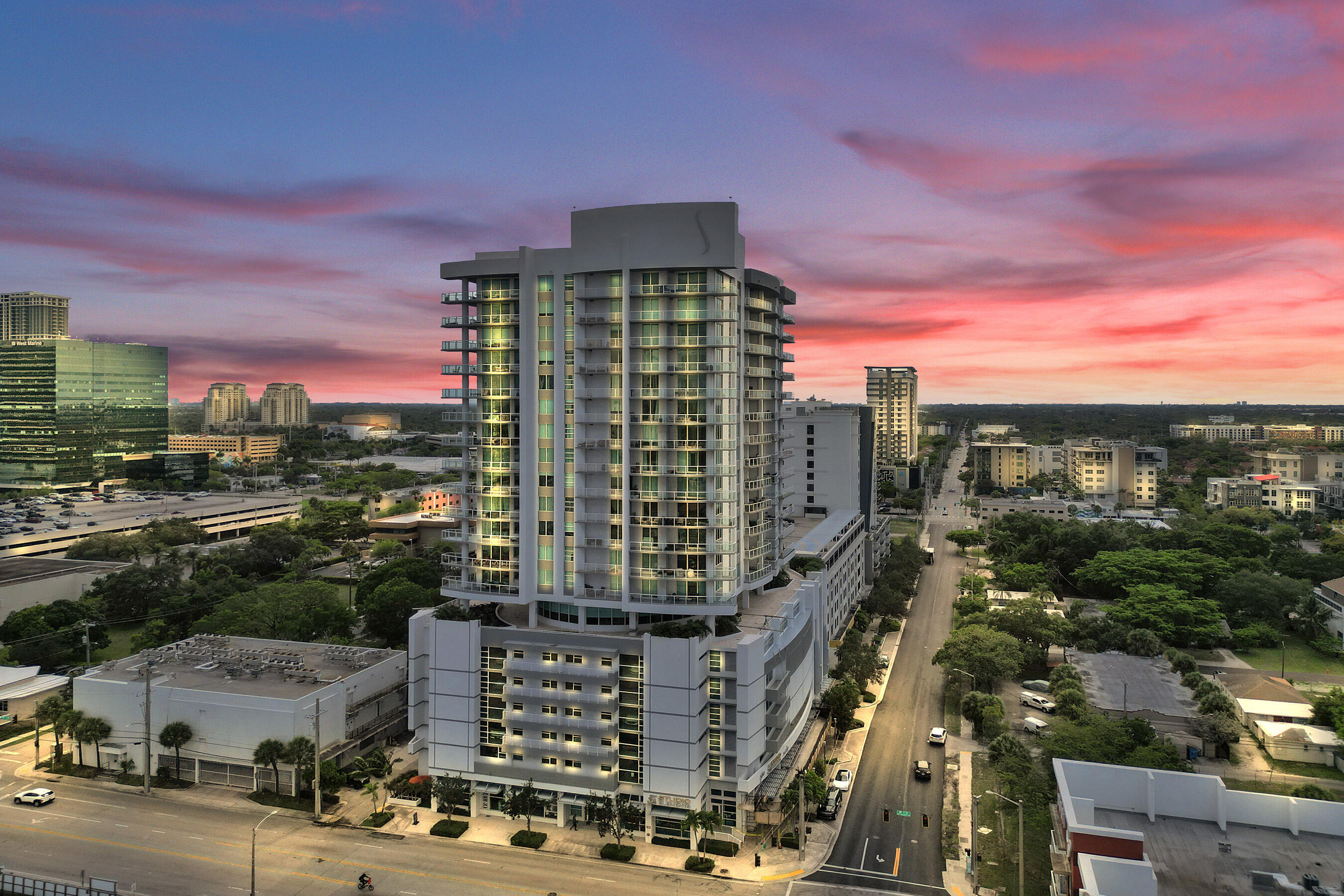 315 NE 3rd #1206 Fort Lauderdale, FL 33301