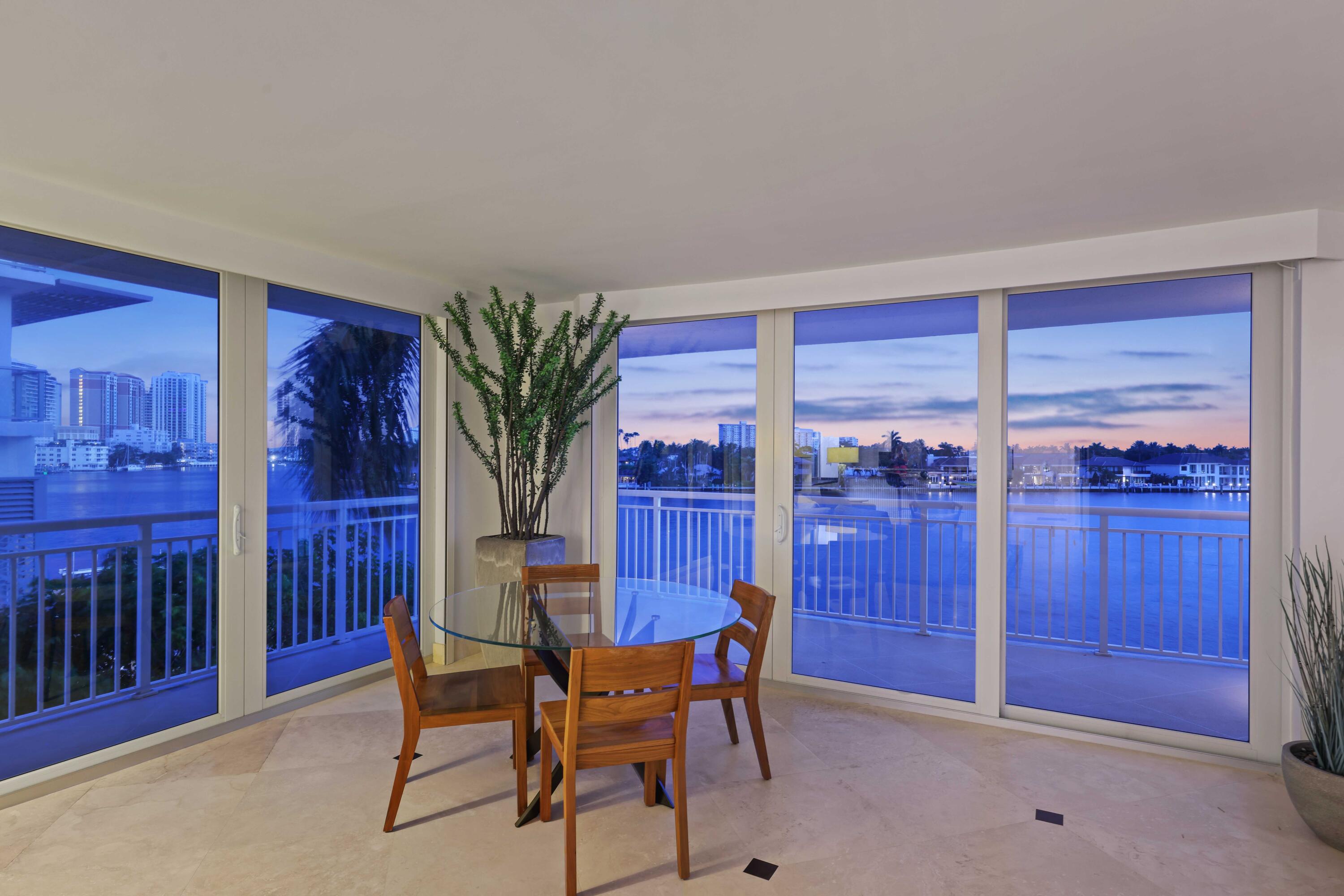 511 Bayshore #401