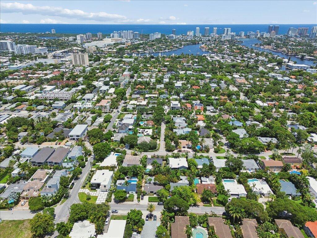 738 NE 16th Fort Lauderdale, FL 33304