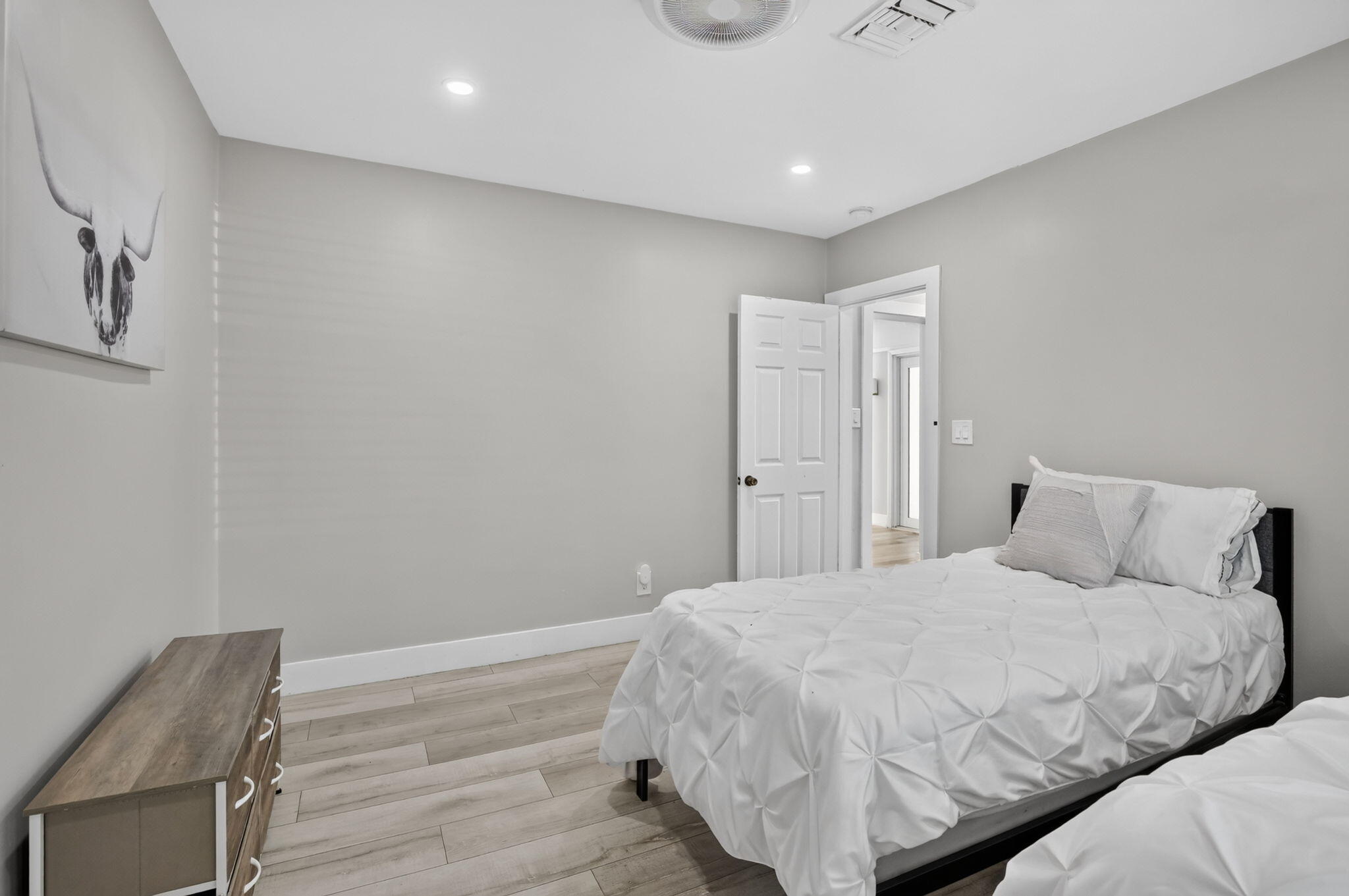 615 NE 13th Fort Lauderdale, FL 33304