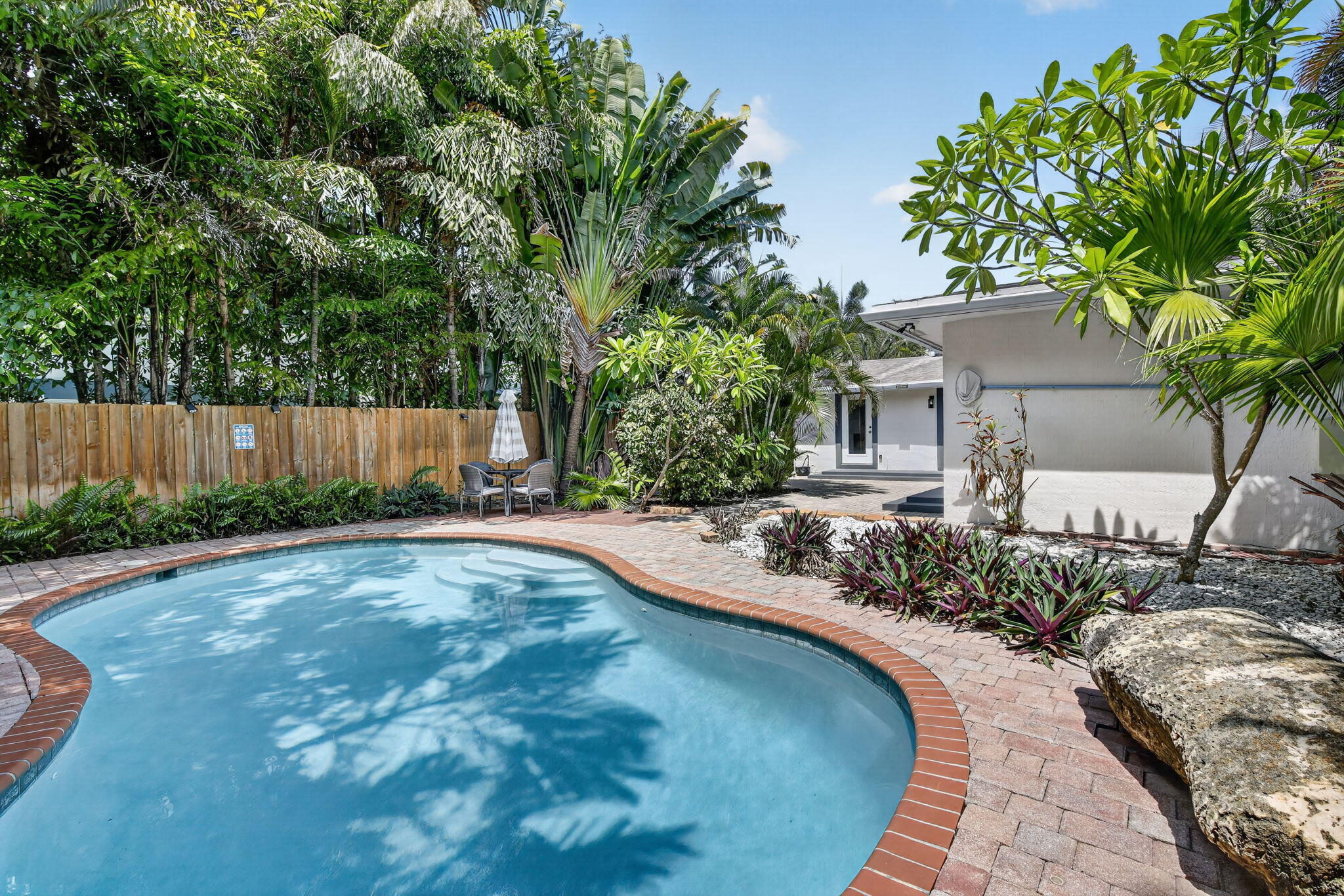 615 NE 13th Fort Lauderdale, FL 33304