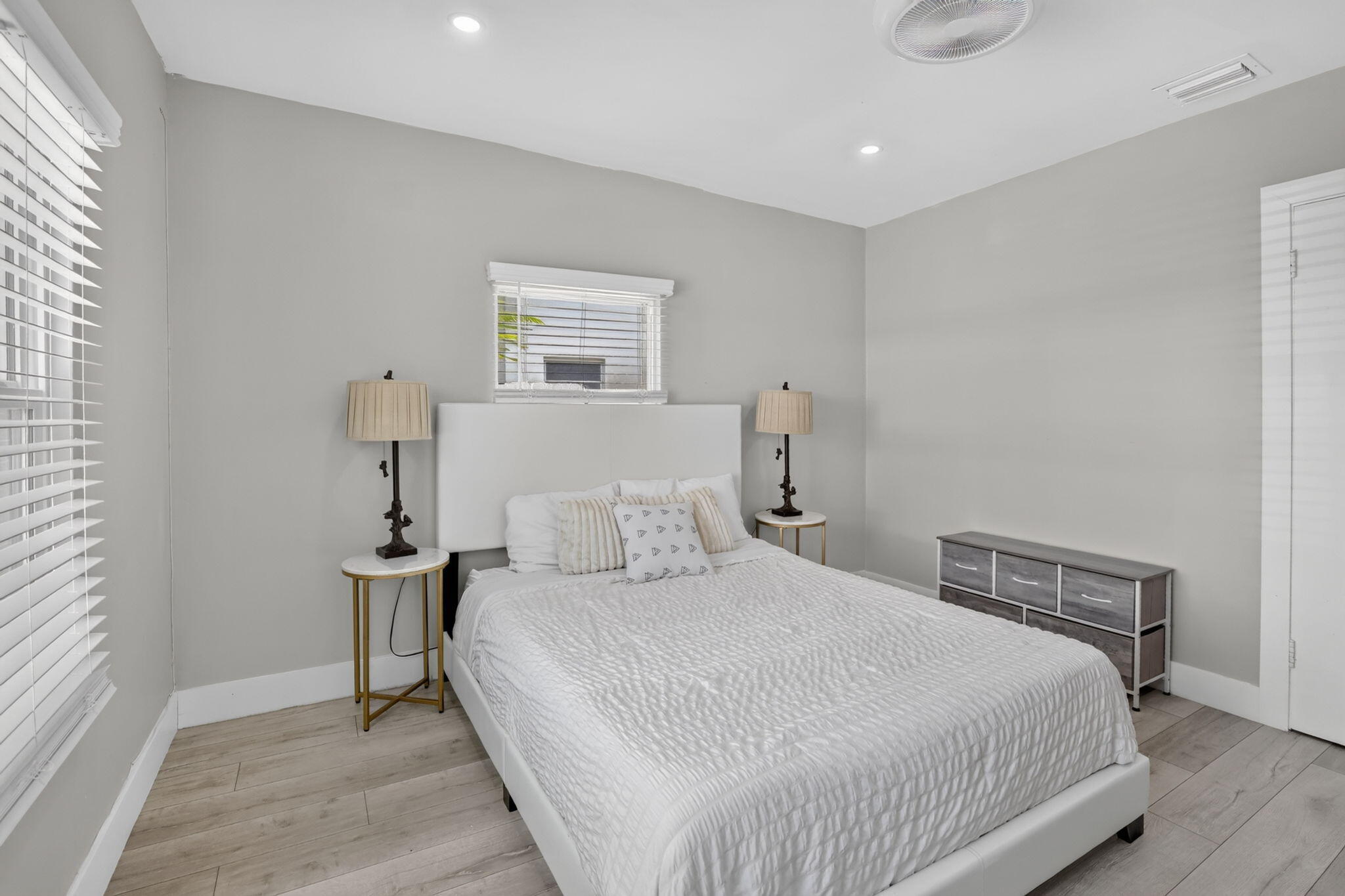 615 NE 13th Fort Lauderdale, FL 33304