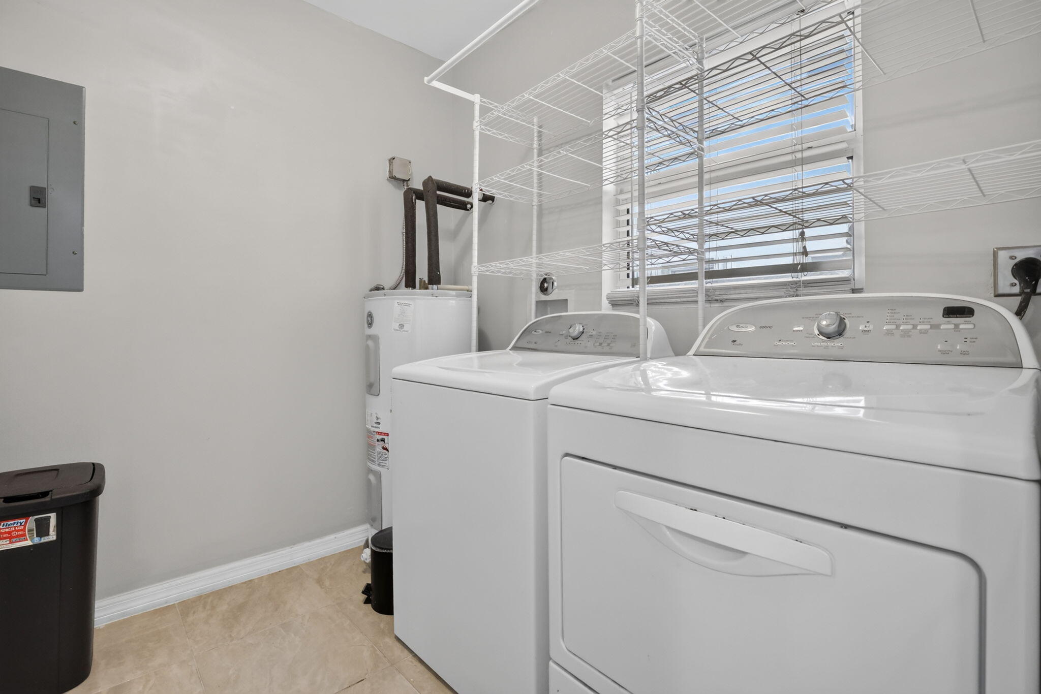 615 NE 13th Fort Lauderdale, FL 33304