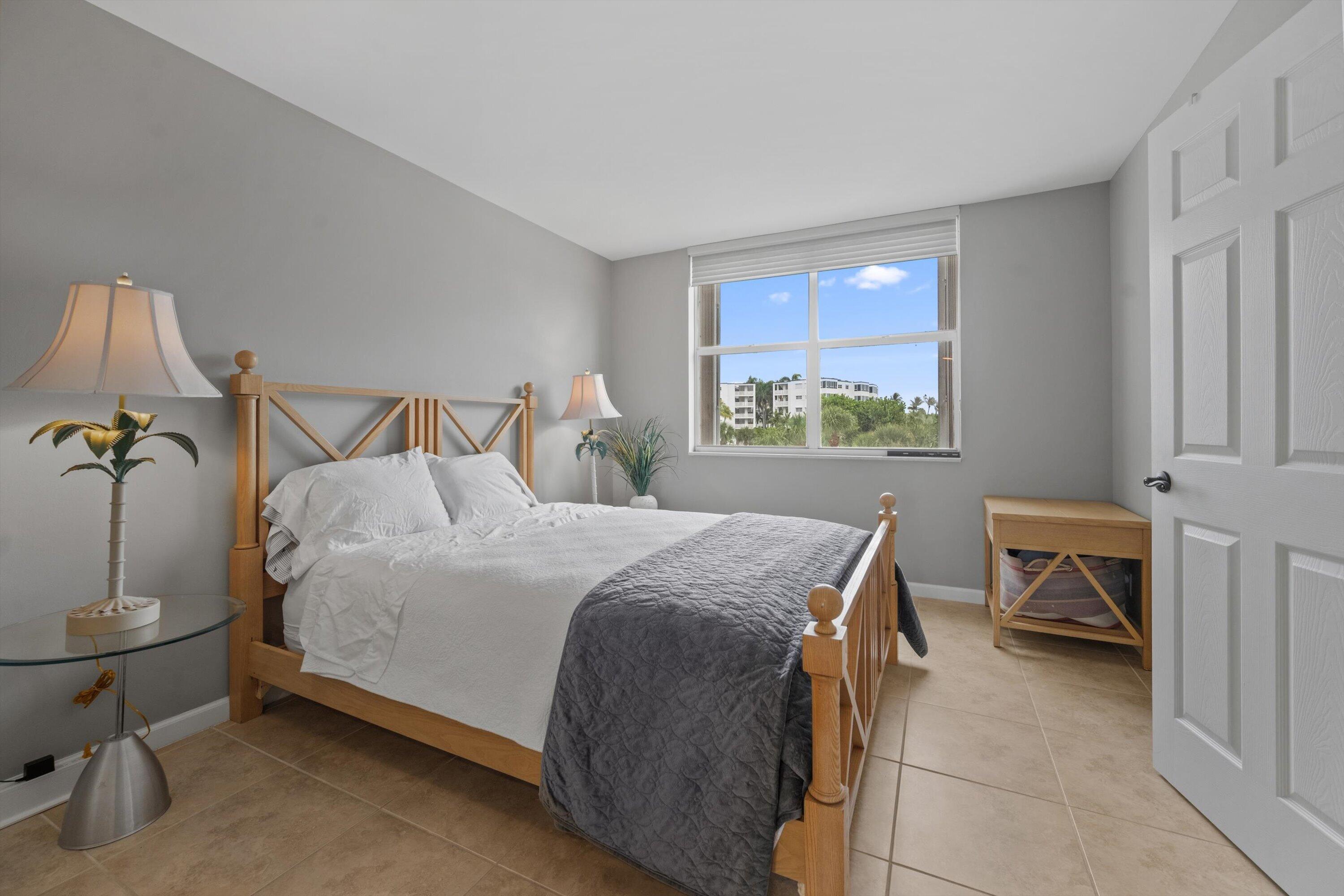 2860 S Ocean #316 Palm Beach, FL 33480