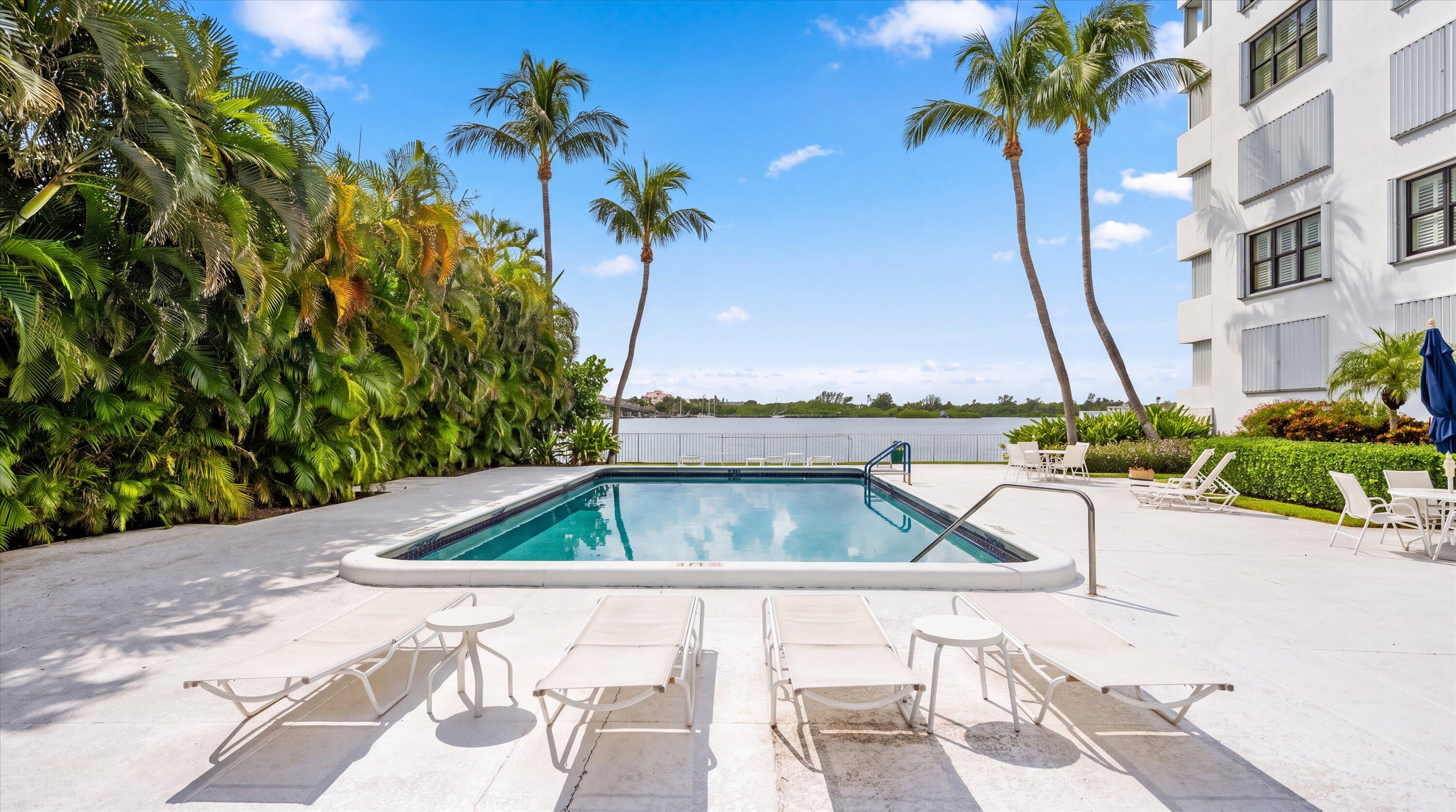 2860 S Ocean #316 Palm Beach, FL 33480