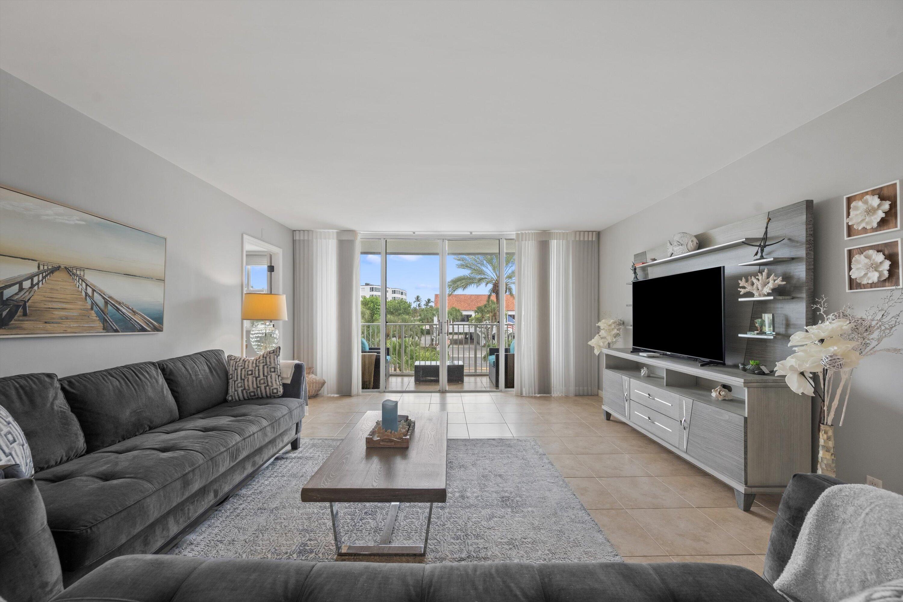2860 S Ocean #316 Palm Beach, FL 33480