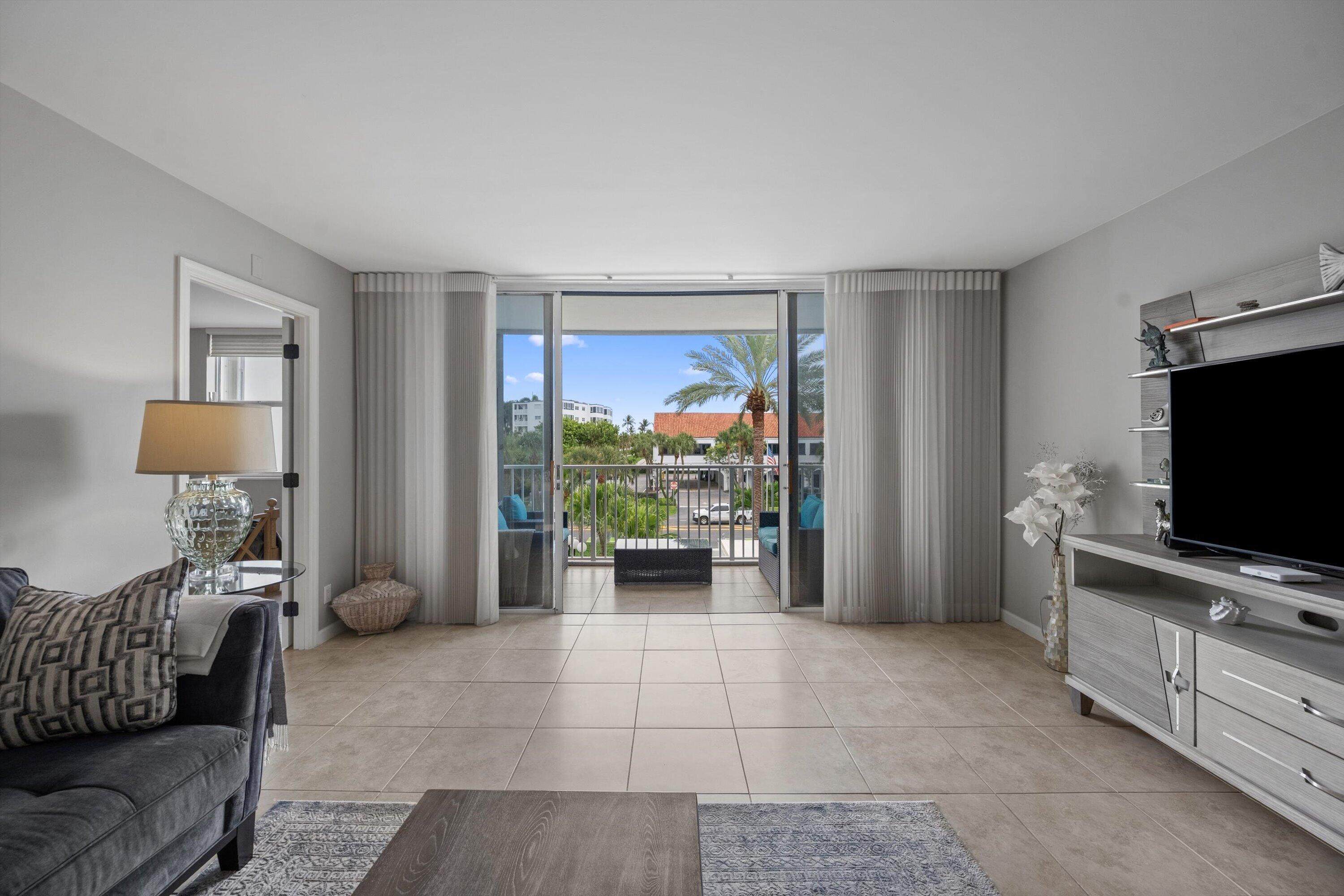 2860 S Ocean #316 Palm Beach, FL 33480