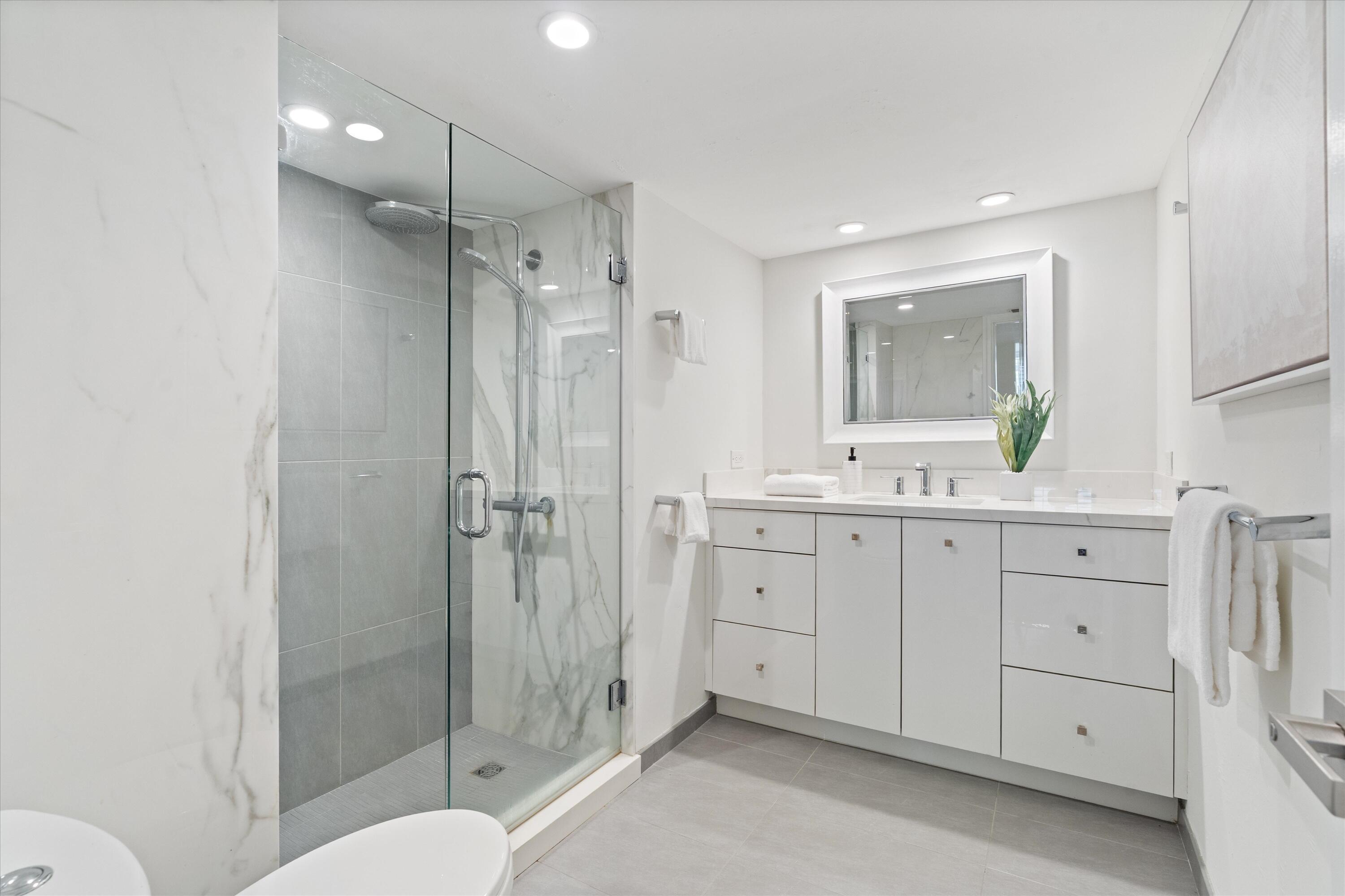 333 Sunset #502 Fort Lauderdale, FL 33301