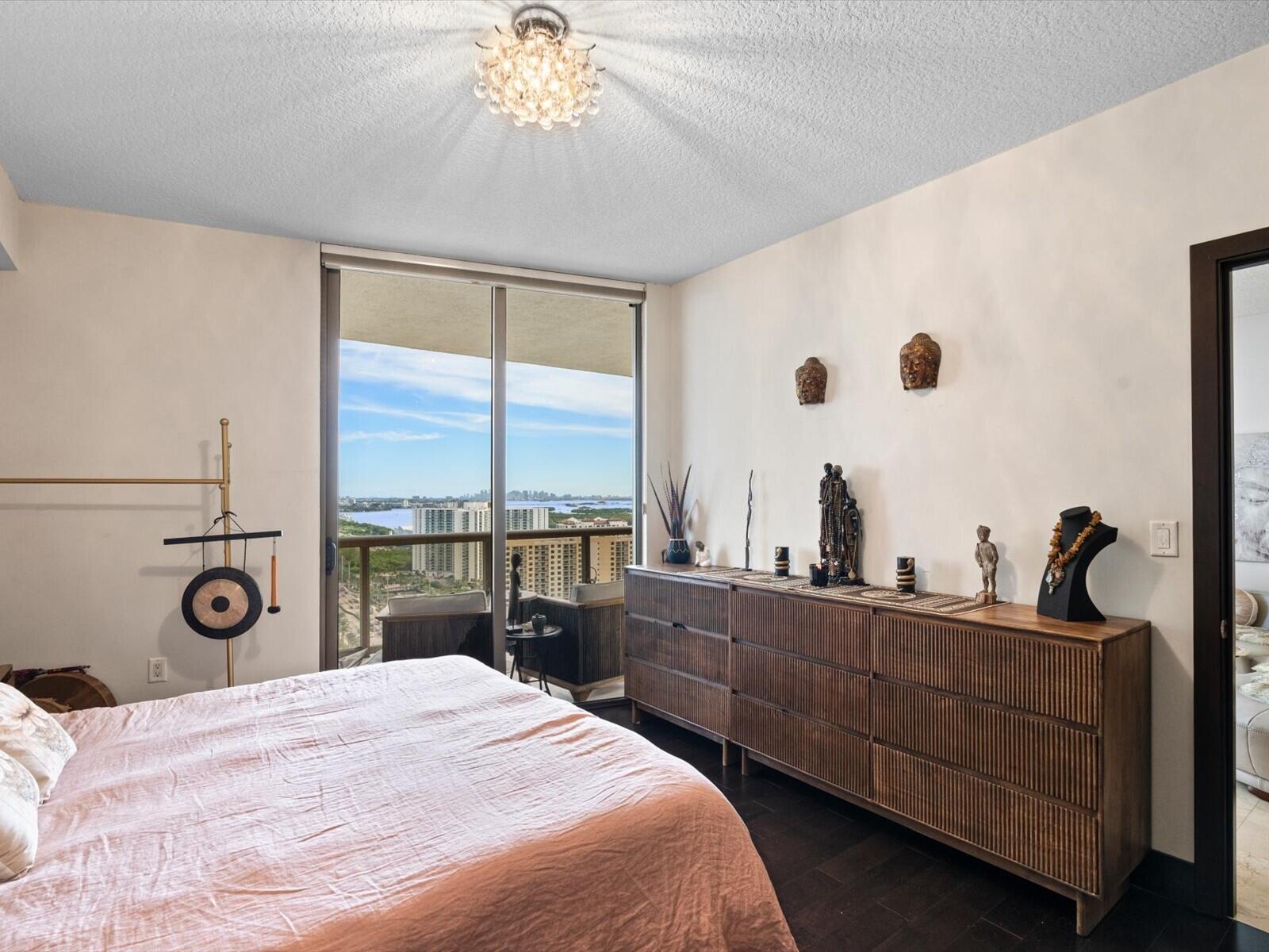16275 Collins Ave #2403 Sunny Isles Beach, FL 33160