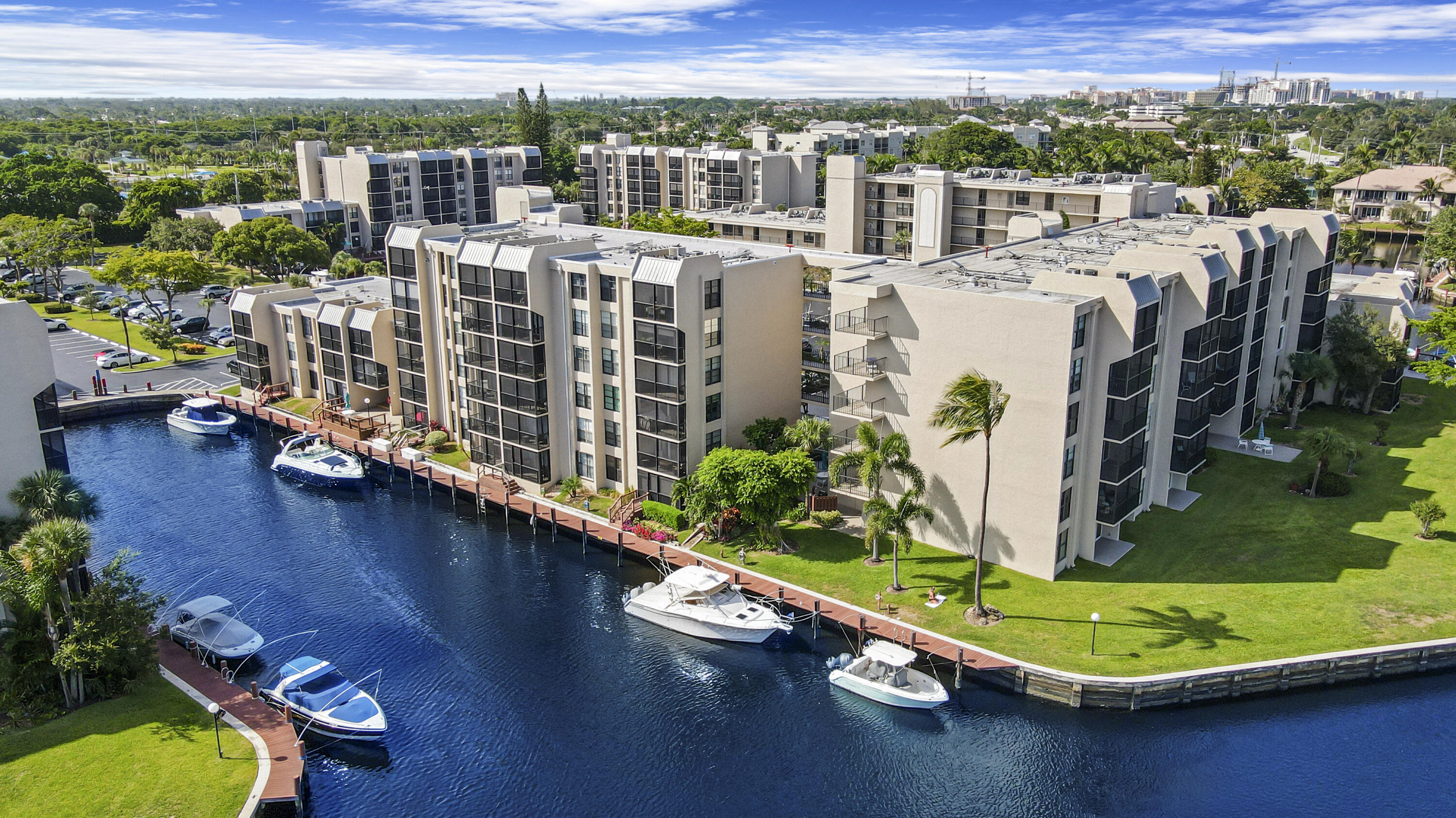 8 Royal Palm Way #2010