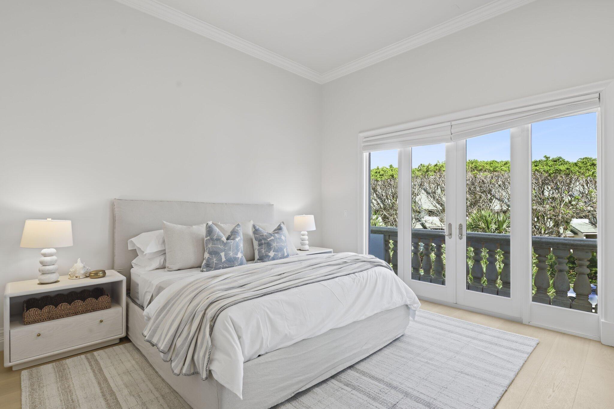 1010 Grand Ct Highland Beach, FL 33487