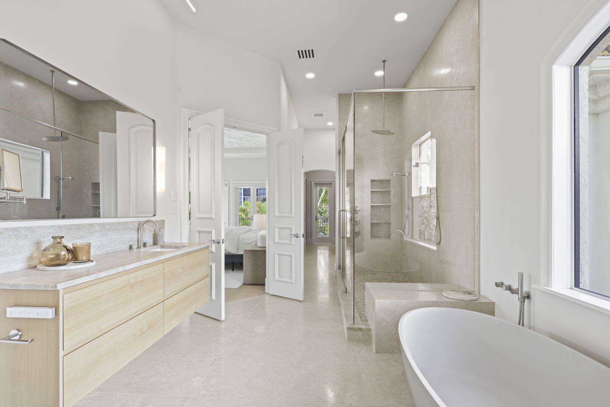 1010 Grand Ct Highland Beach, FL 33487