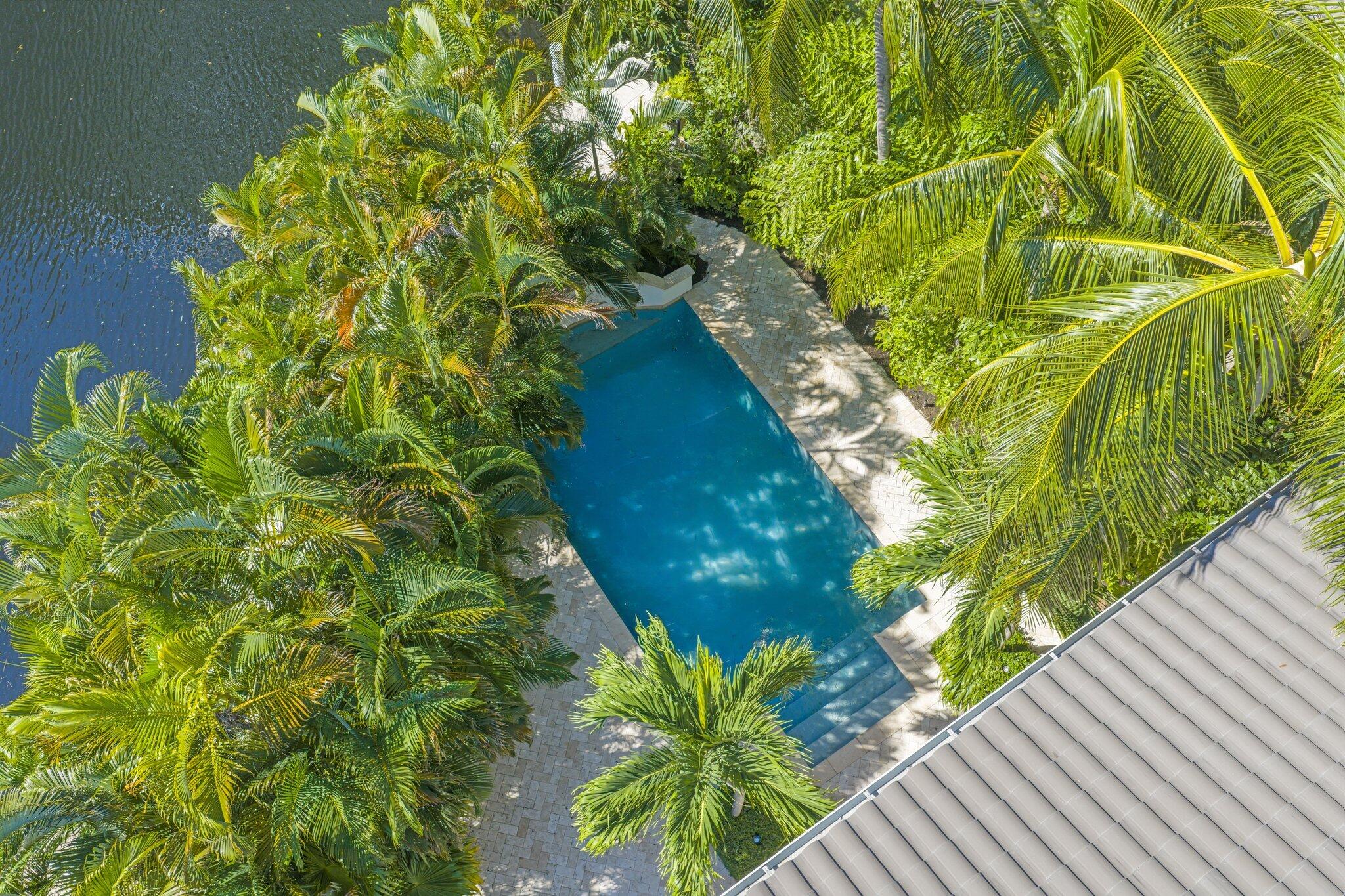 1010 Grand Ct Highland Beach, FL 33487