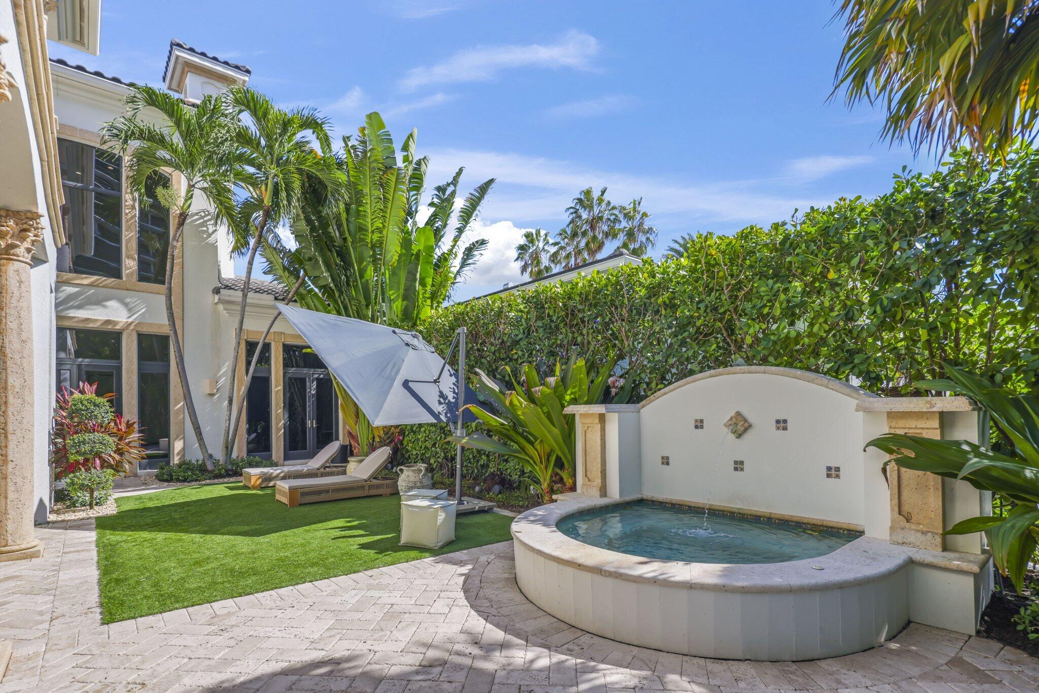 1010 Grand Ct Highland Beach, FL 33487