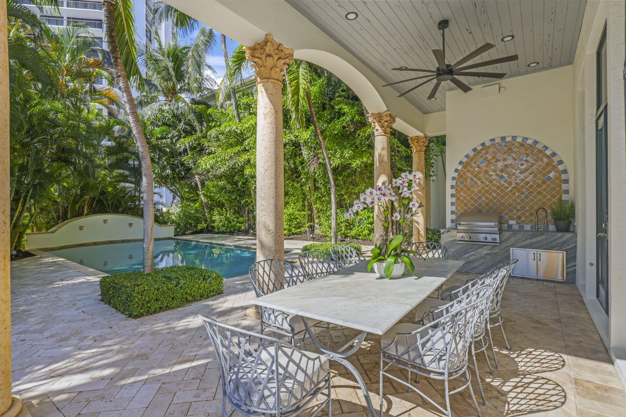 1010 Grand Ct Highland Beach, FL 33487