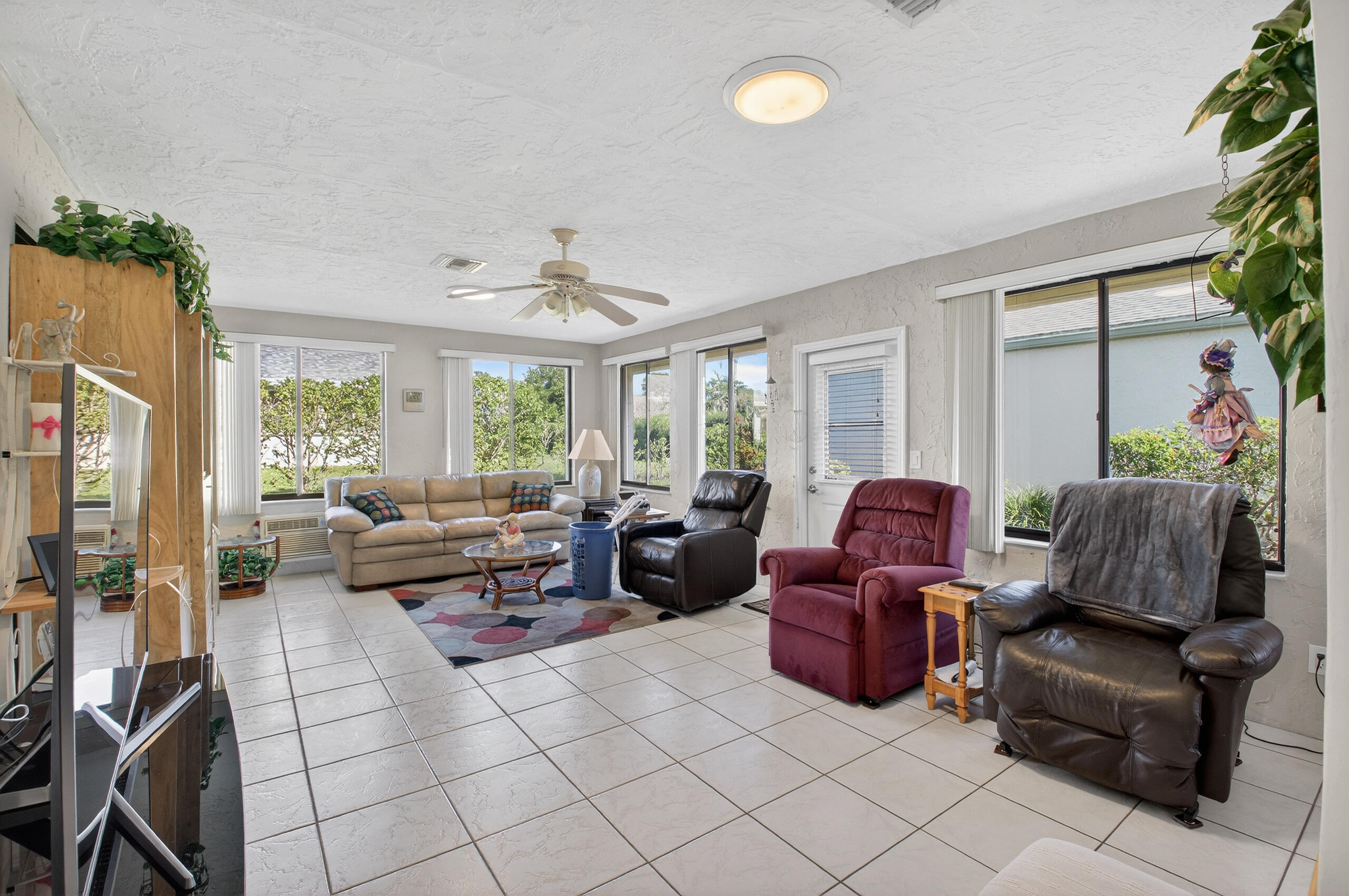 2601 NW 15th St Delray Beach, FL 33445