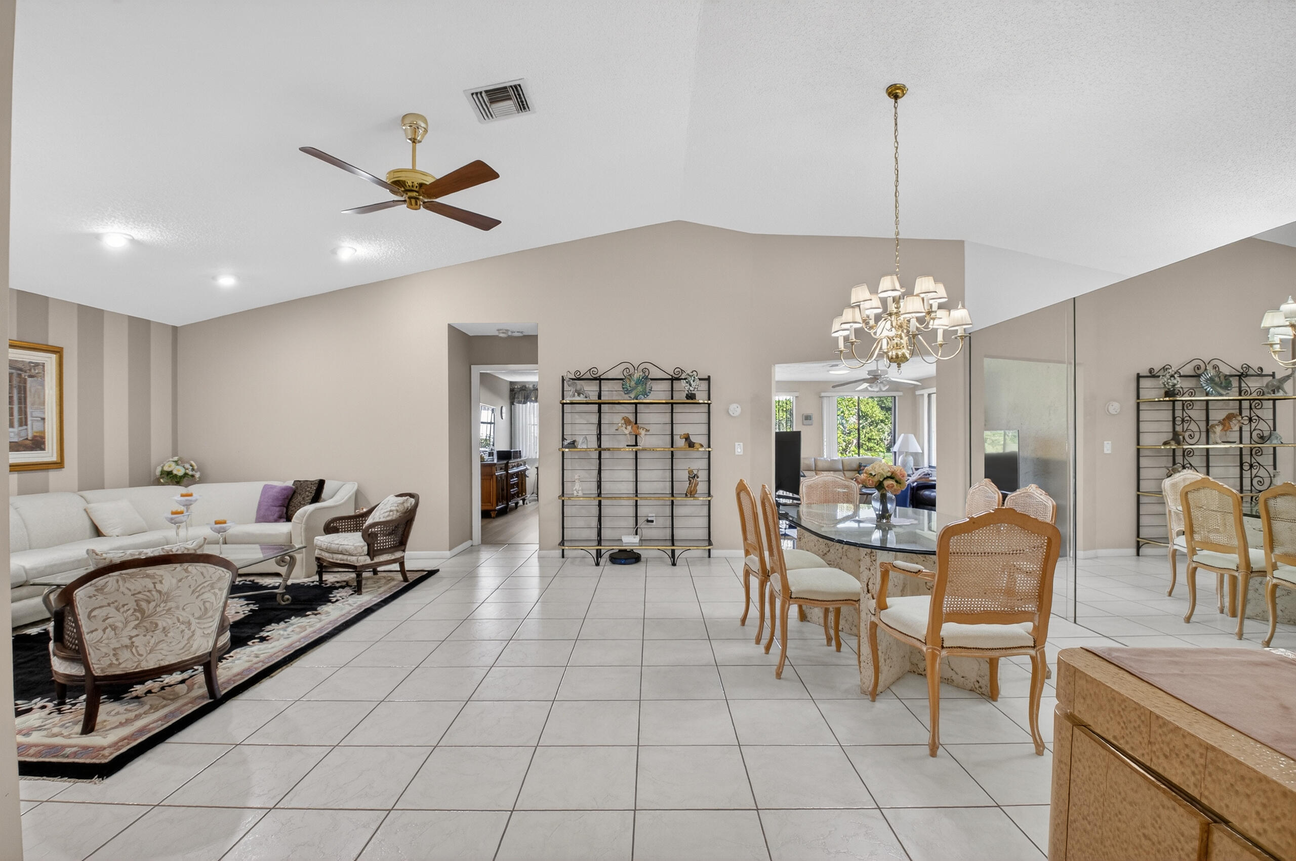 2601 NW 15th St Delray Beach, FL 33445