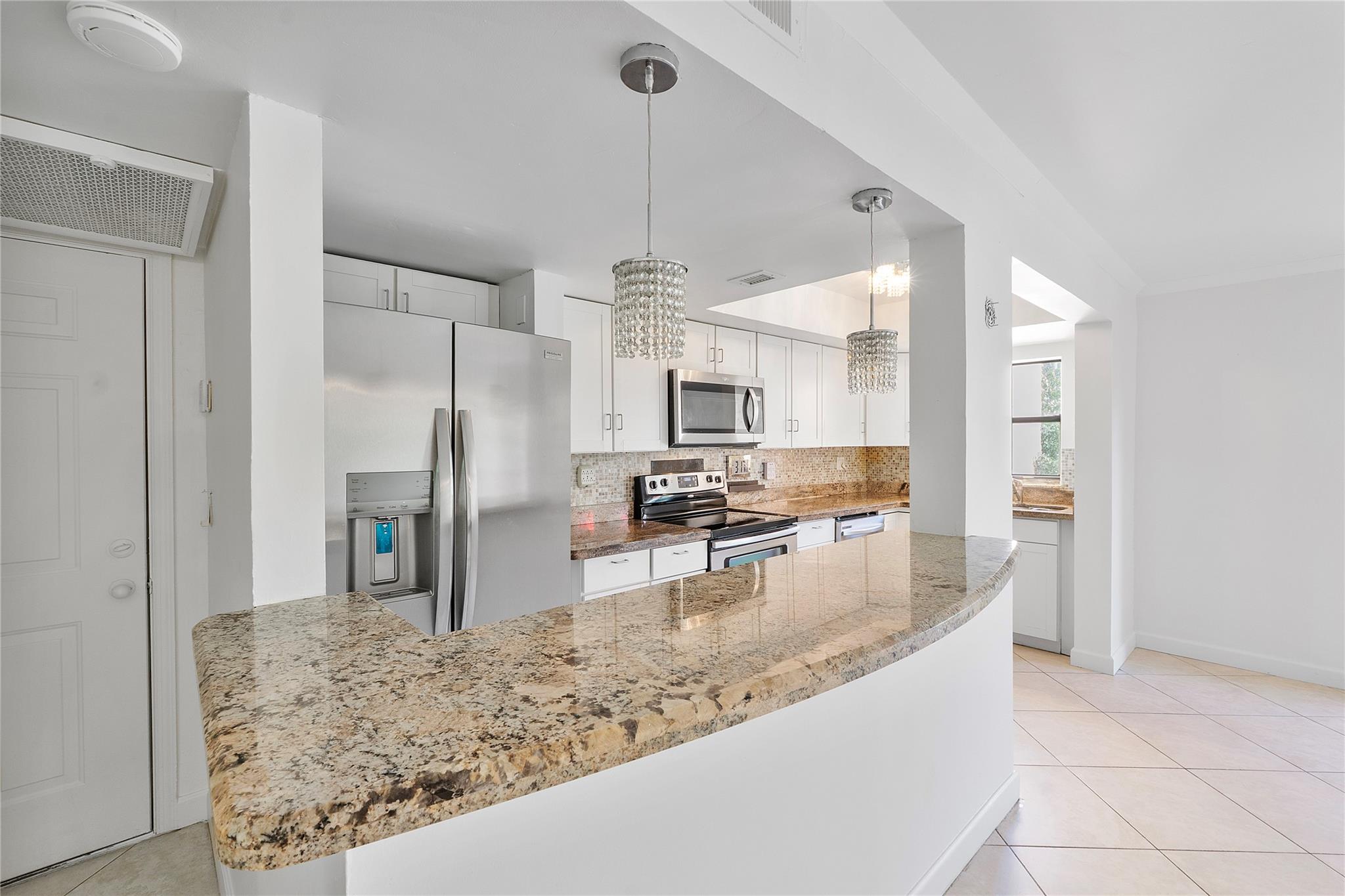 701 NW 19th St #512,Fort Lauderdale, FL 33311