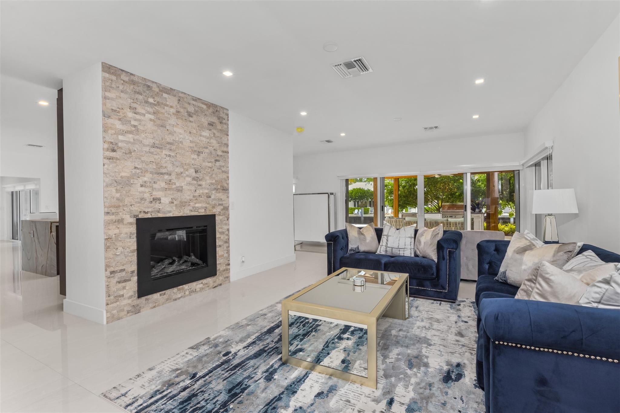 615 3rd Key Dr Fort Lauderdale, FL 33304