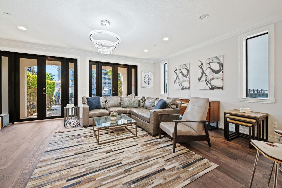 95 Isle Of Venice Fort Lauderdale, FL 33301