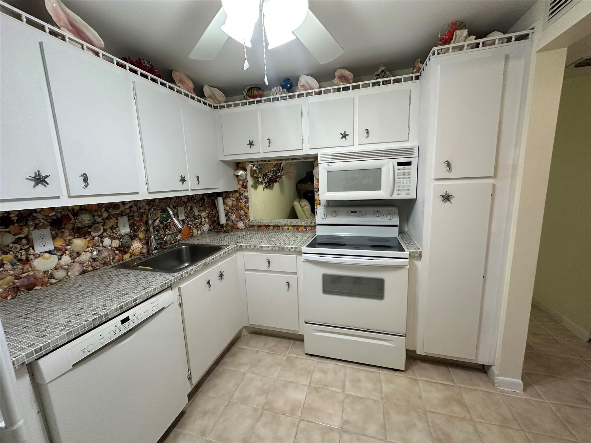 3180 Holiday Spgs Blvd #107