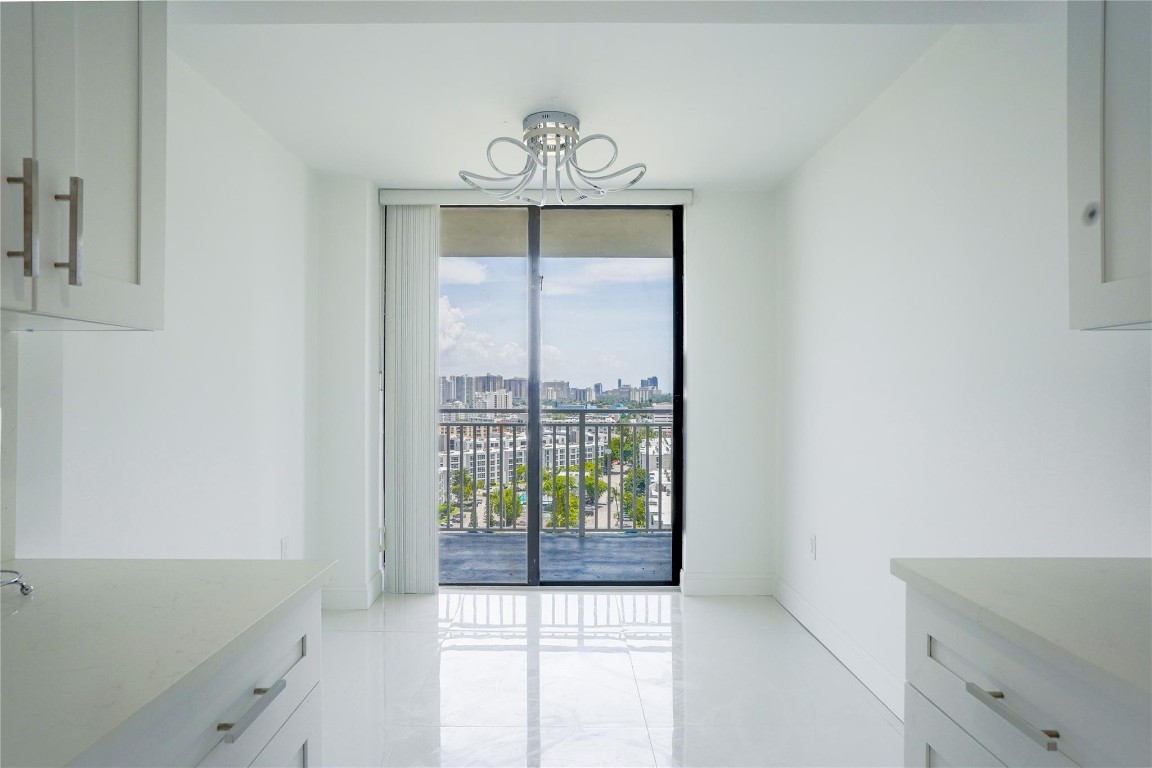 image Winston Towers11