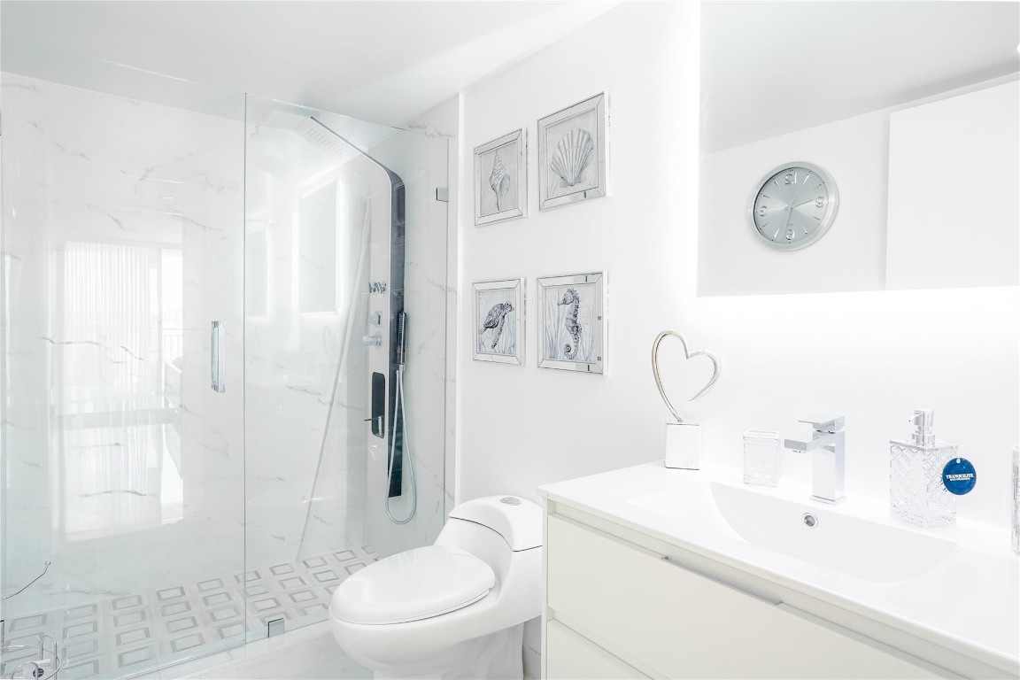 image Winston Towers13